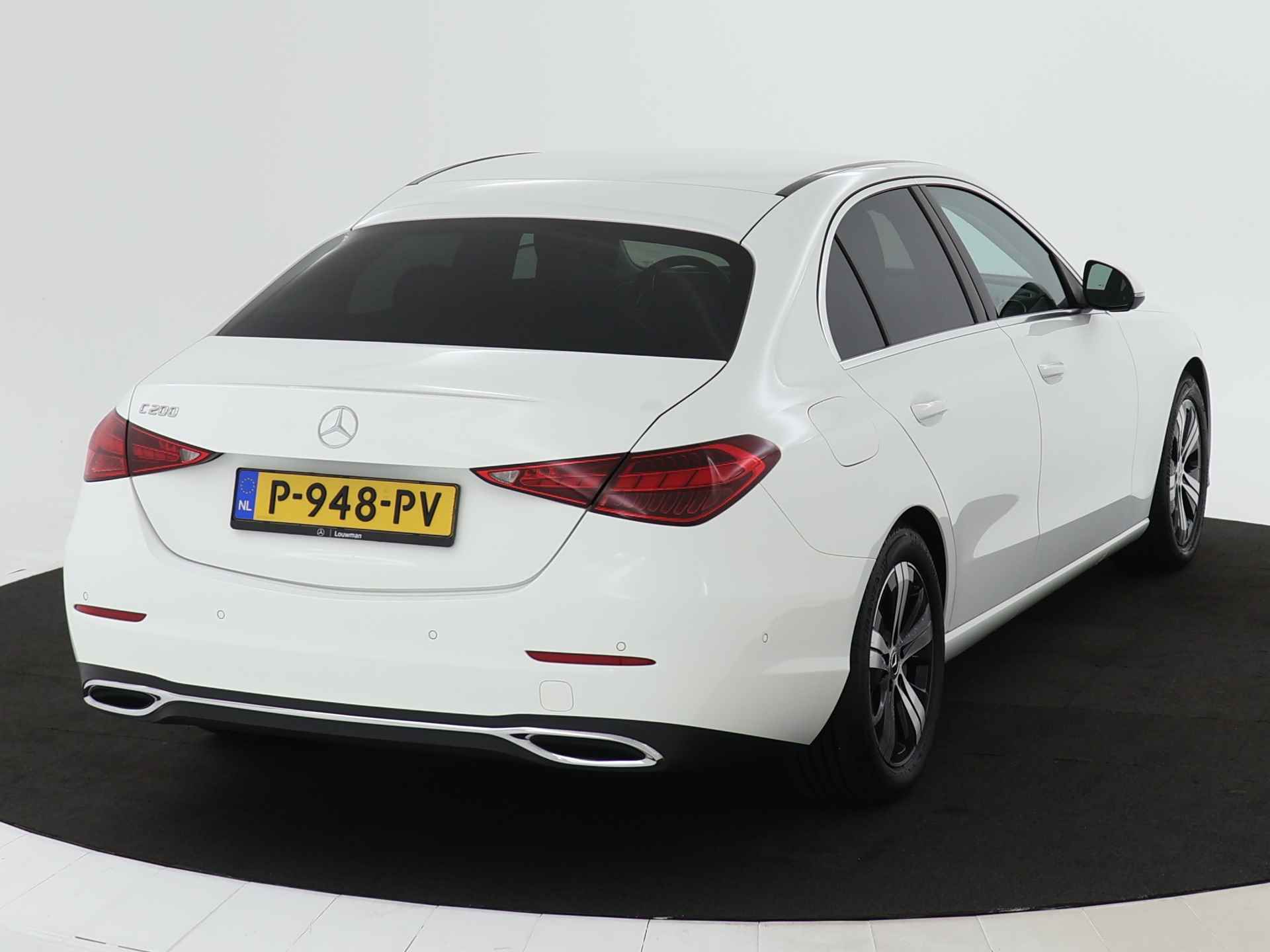 Mercedes-Benz C-Klasse 200 Launch Edition Luxury Line | Achteruitrijcamera | Dodehoekdetector | Sfeerver;ichting | Navigatie | Inclusief 24 maanden MB Certified garantie voor Europa. - 19/44