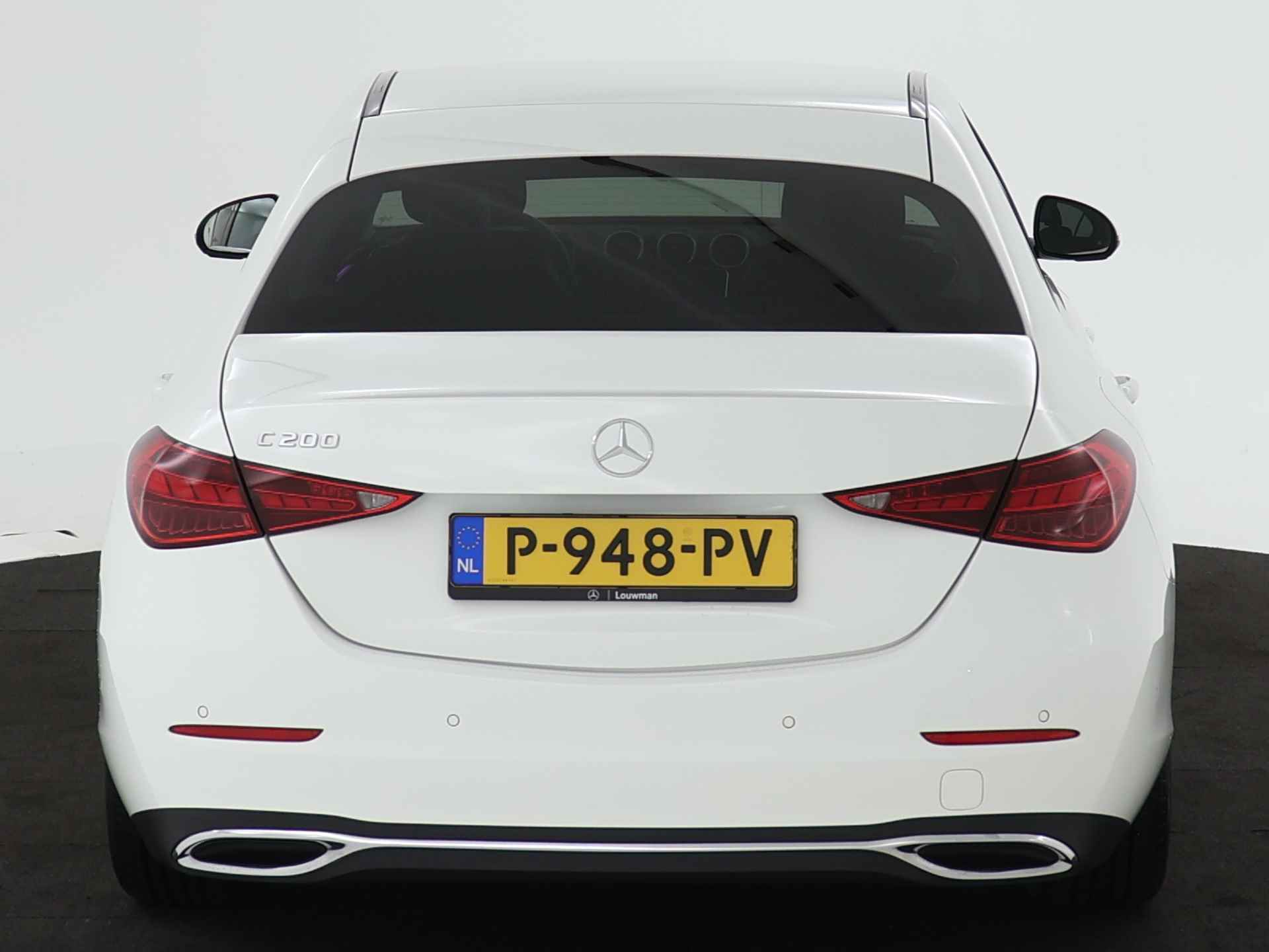 Mercedes-Benz C-Klasse 200 Launch Edition Luxury Line | Achteruitrijcamera | Dodehoekdetector | Sfeerver;ichting | Navigatie | Inclusief 24 maanden MB Certified garantie voor Europa. - 30/44