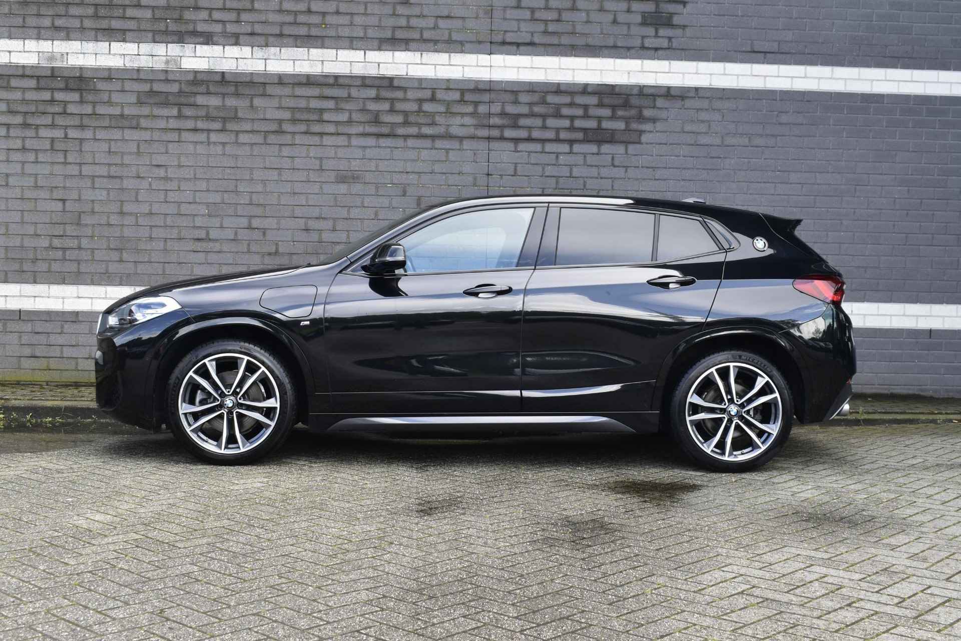 BMW X2 xDrive25e Executive / PHEV / M Sportpakket / Parking Pack / Stoelverwarming - 4/30