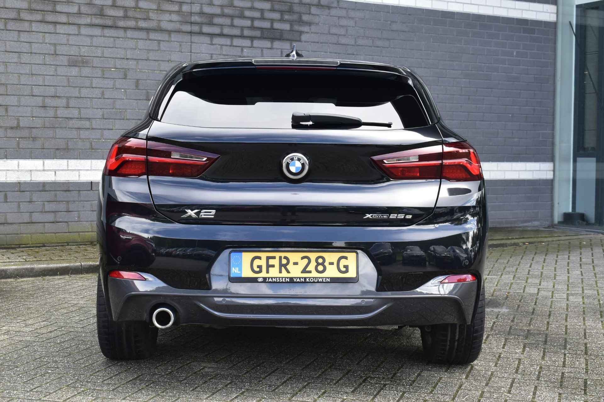 BMW X2 xDrive25e Executive / PHEV / M Sportpakket / Parking Pack / Stoelverwarming - 13/30