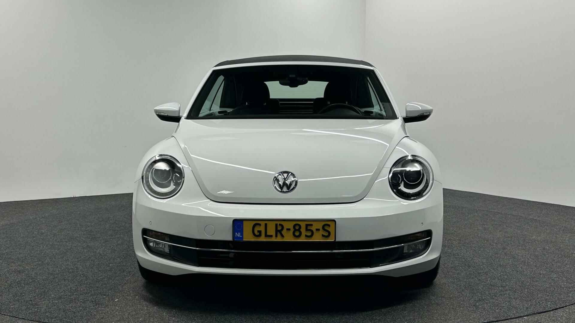 Volkswagen Beetle Cabriolet 1.2 TSI Exclusive Series - 9/40