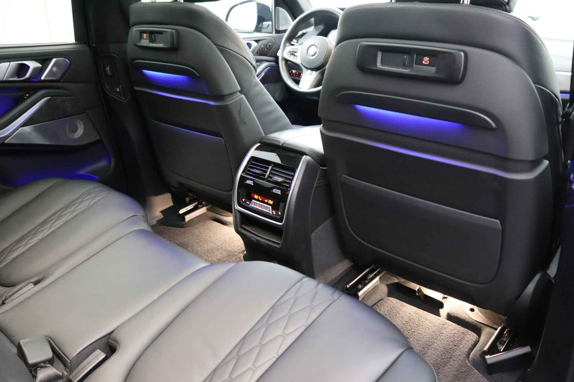 BMW X5 M50d High Executive | M sport | 7-persoons | Luchtvering | Bowers & Wilkins | Trekhaak - 17/35