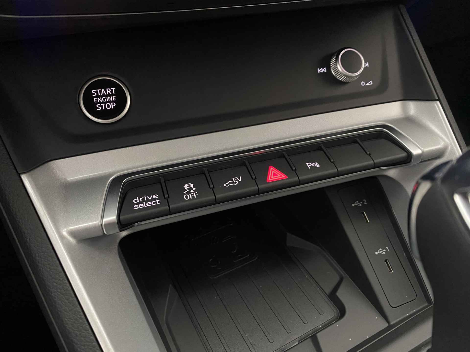 Audi Q3 45 TFSI e Advanced Ed. PHEV Automaat | Apple Carplay | Draadloze Lader | ACC | P. Sensoren | 245 Pk | - 23/46