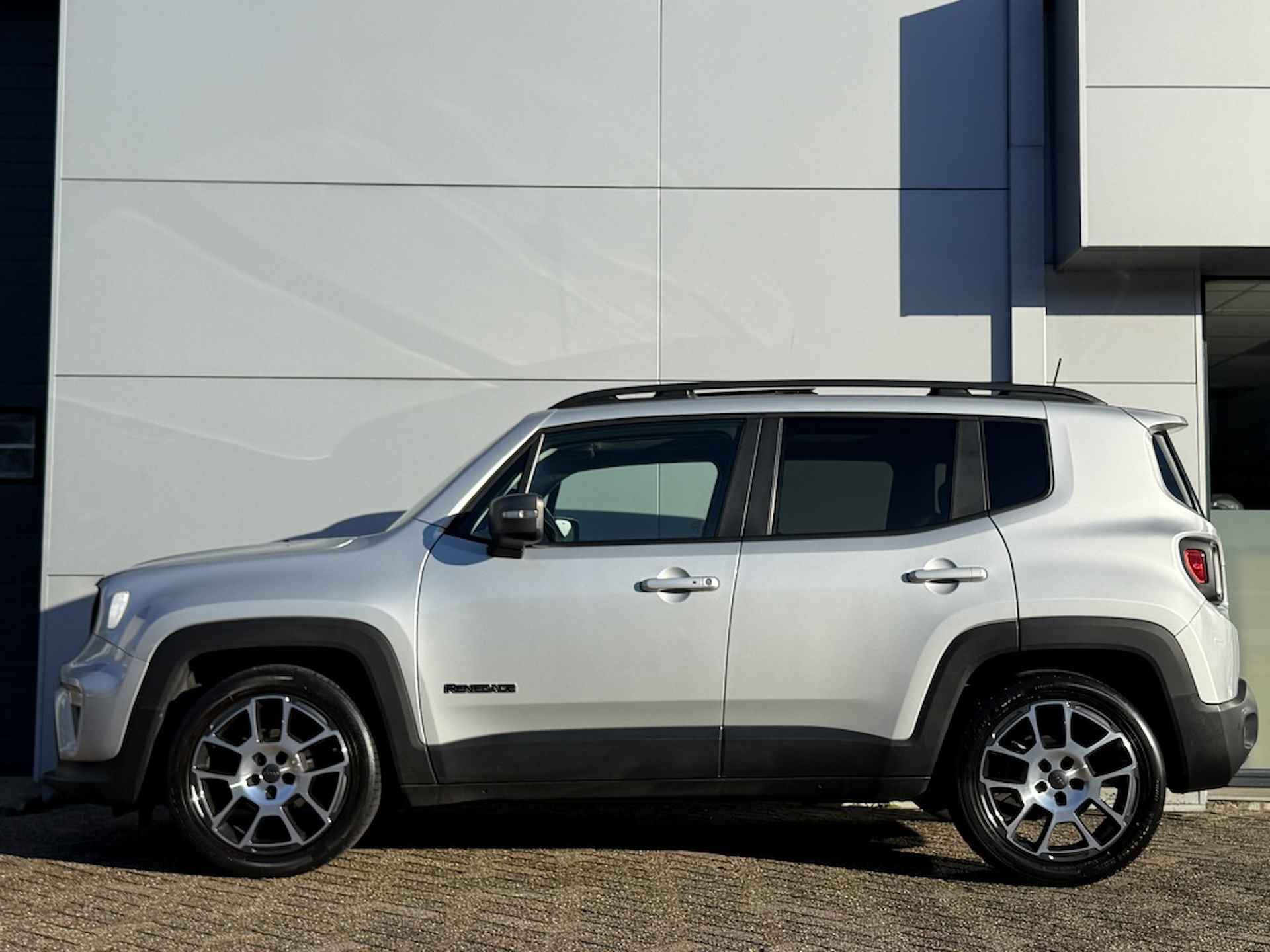 Jeep Renegade 1.0 Turbo 120 PK Limited | Pano Dak | Carplay | 19" - 2/20