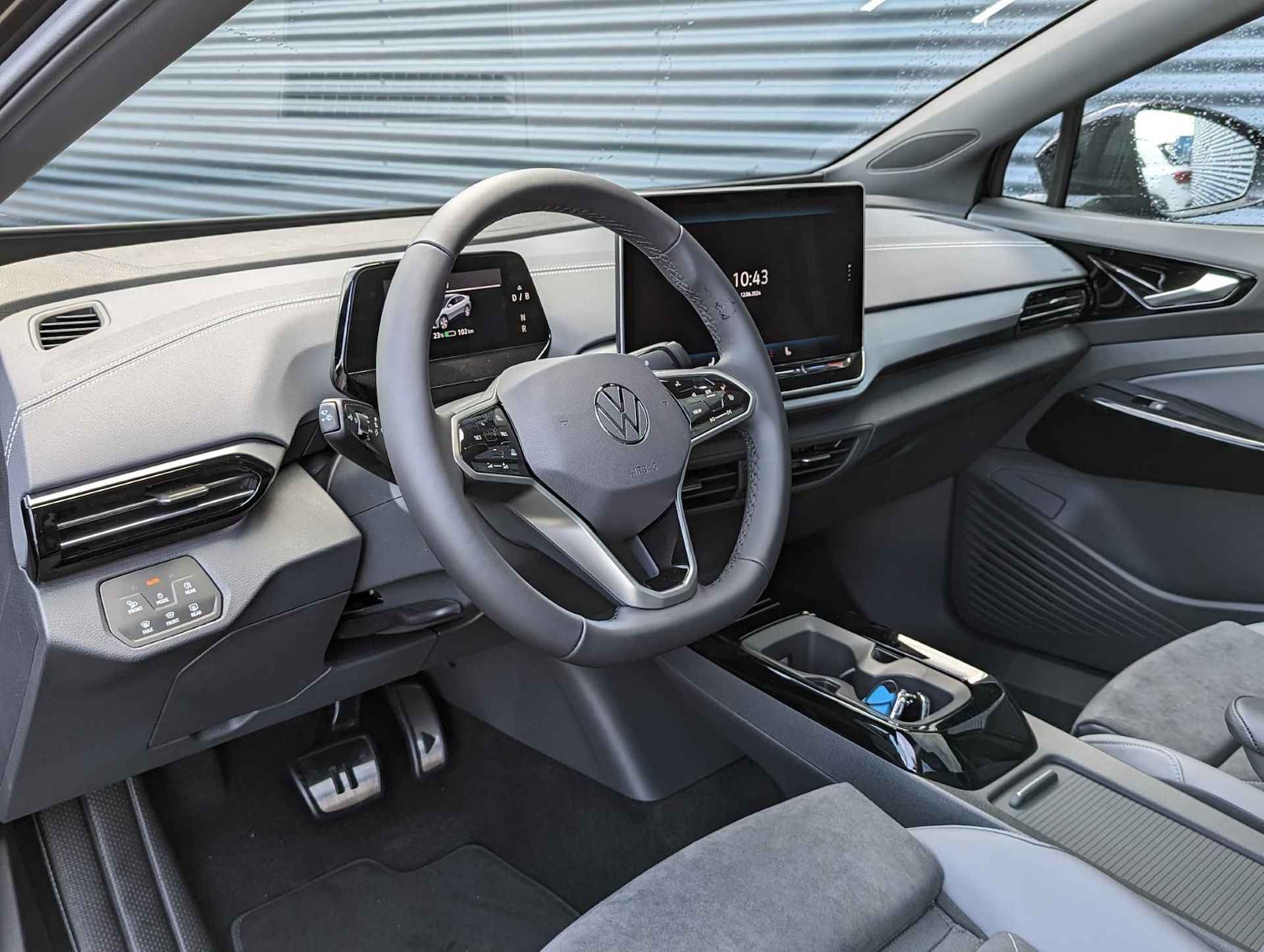 Volkswagen ID.5 Pro Business 286pk 77 kWh | Interieur Style Pakket Plus | Achteruitrijcamera - 12/44