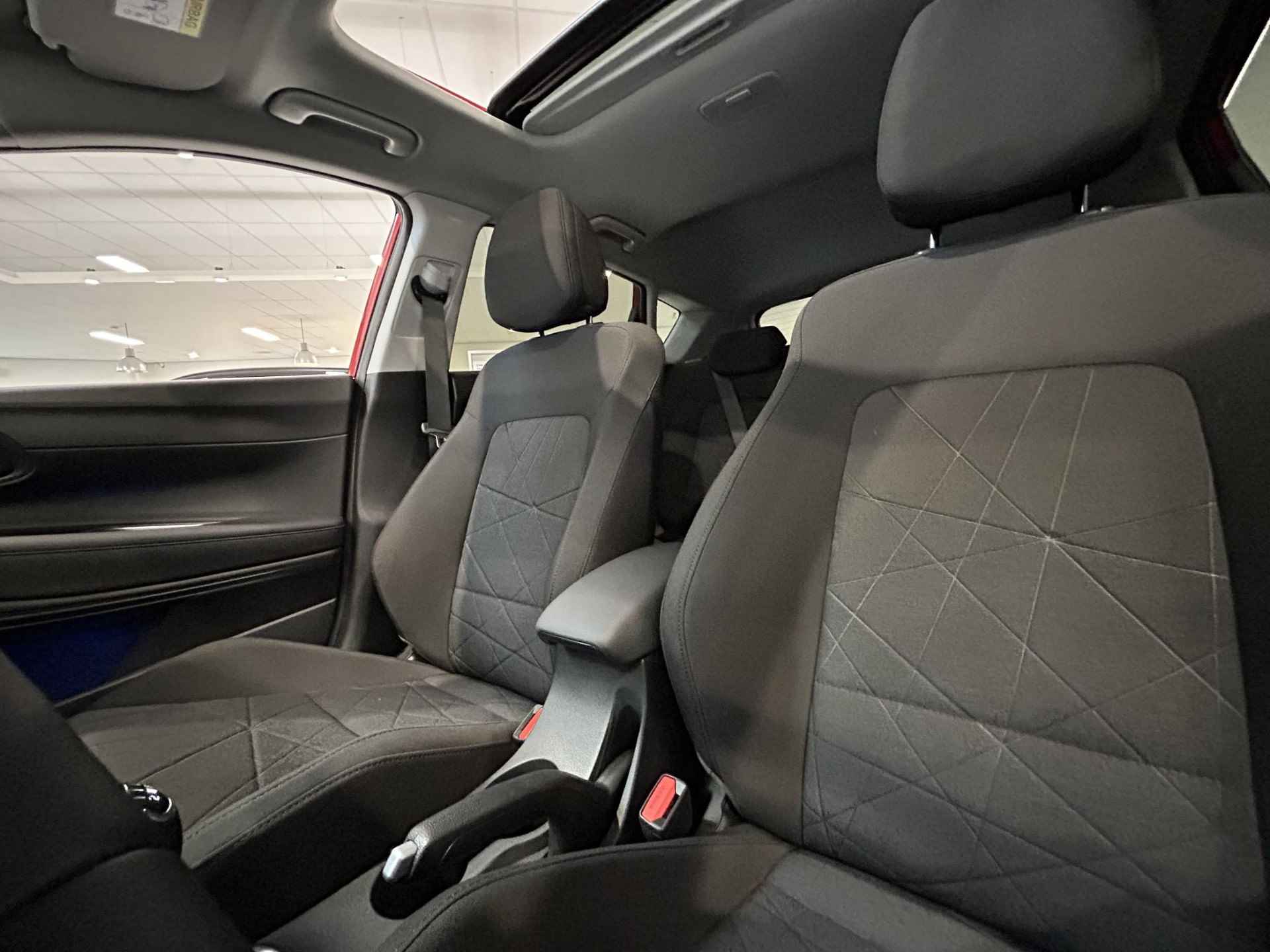 Hyundai Bayon 1.0 T-GDI Premium Sky | Direct uit voorraad leverbaar | nu met € 2000,- smart bonus en € 800,- voorraad voordeel - 20/25