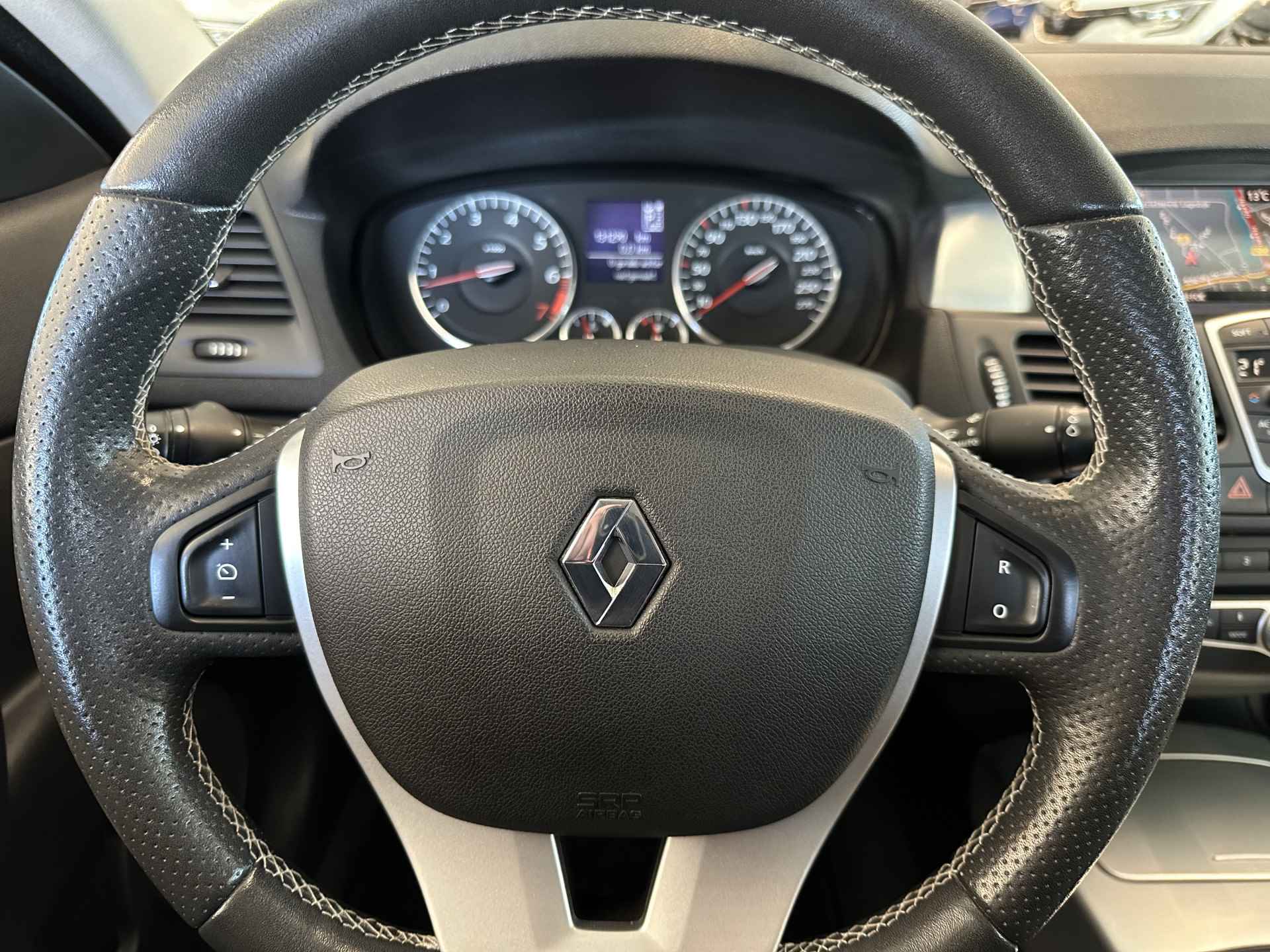 Renault Laguna Coupé 3.5 V6 Initiale automaat | NL-auto | leder | sensoren v+a | 4WS | stoelverwarming | tijdelijk gratis Top Afleverpakket twv Eur 695 - 17/34