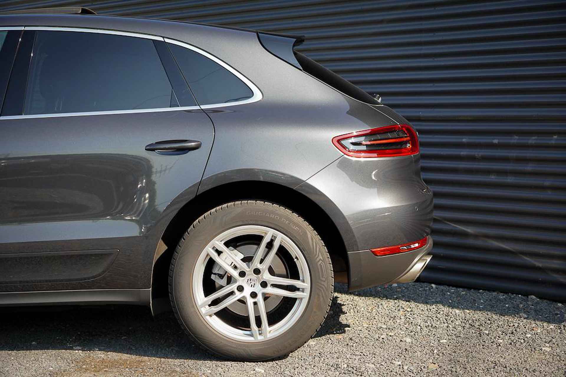 Porsche Macan 3.0 S / Pano / Facelift / Stoelverwarming - 27/52