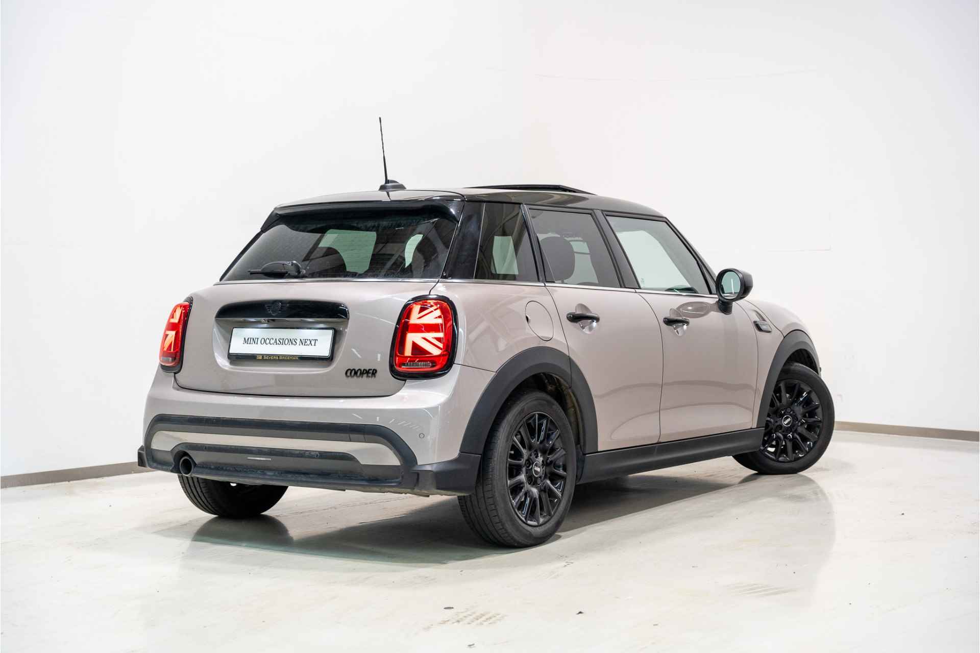 MINI 5-deurs Cooper Camden Edition Aut. . - 3/25