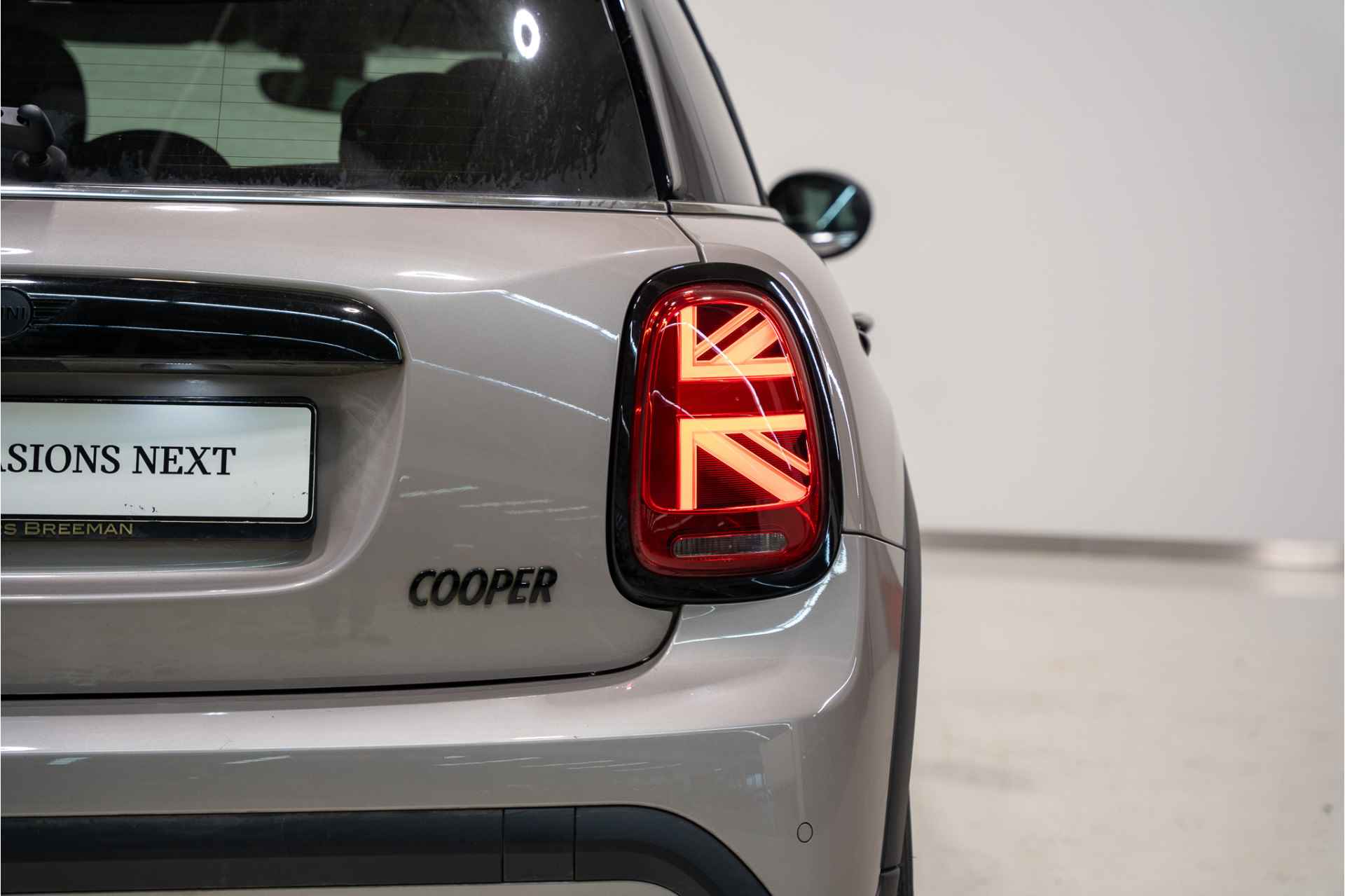 MINI 5-deurs Cooper Camden Edition Aut. . - 25/25