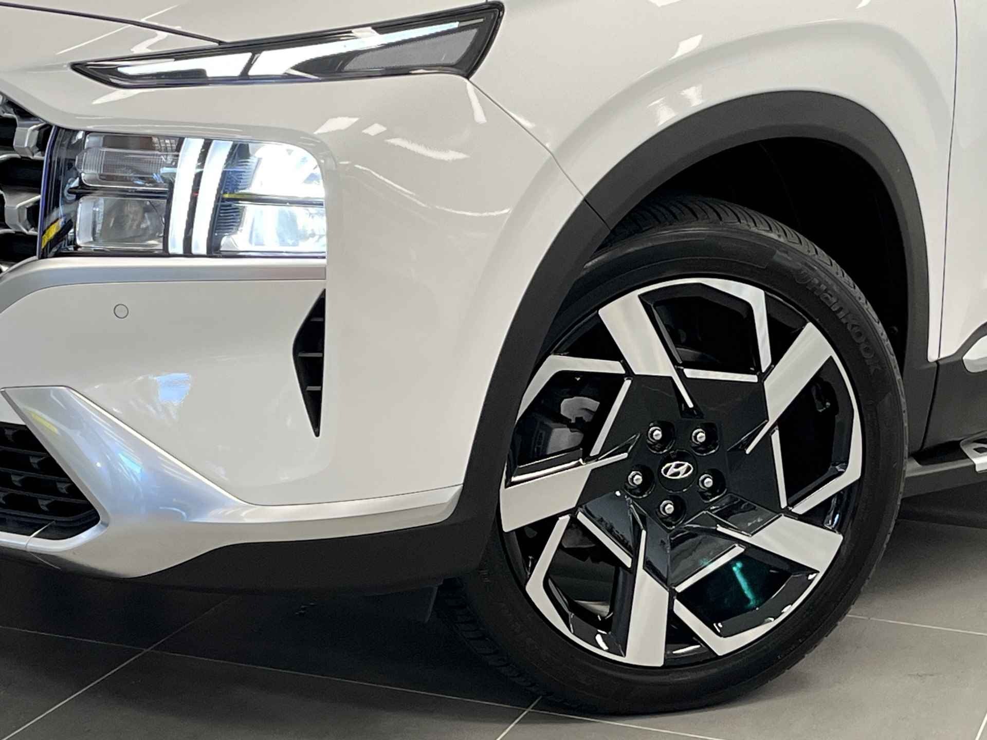 Hyundai Santa Fe 1.6 T-GDI PHEV Comfort Smart LEDER | 20 INCH VELGEN | SIDE BARS | PREMIUM AUDIO - 12/48