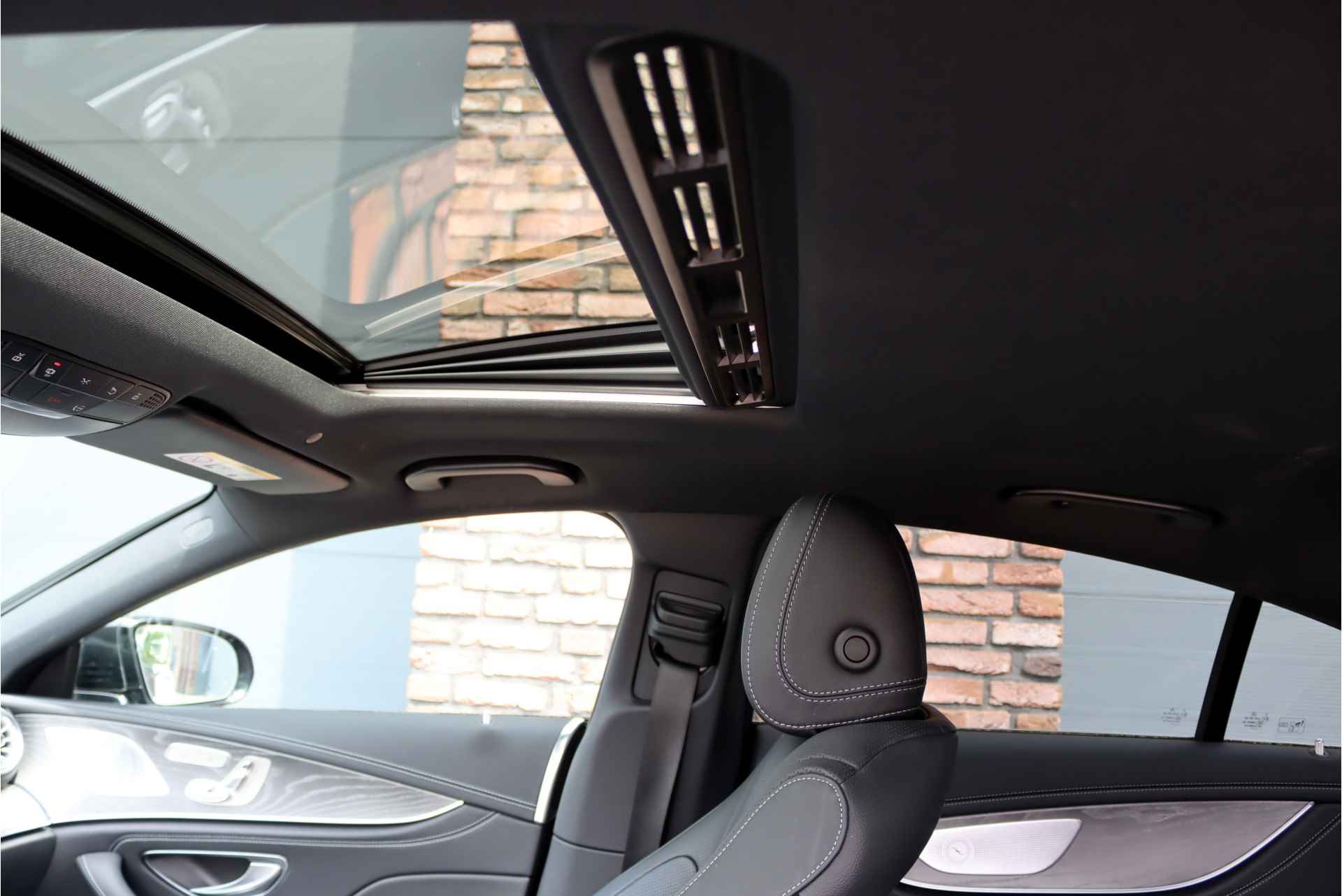 Mercedes-Benz CLS-Klasse 450 4-MATIC Premium+ AMG Line Aut9, Luchtvering, Soft-close, Distronic+, Schuifdak, Memory, Burmester, Keyless-Go, Stoelverwarming/-ventilatie, Multibeam LED, Etc, - 5/45