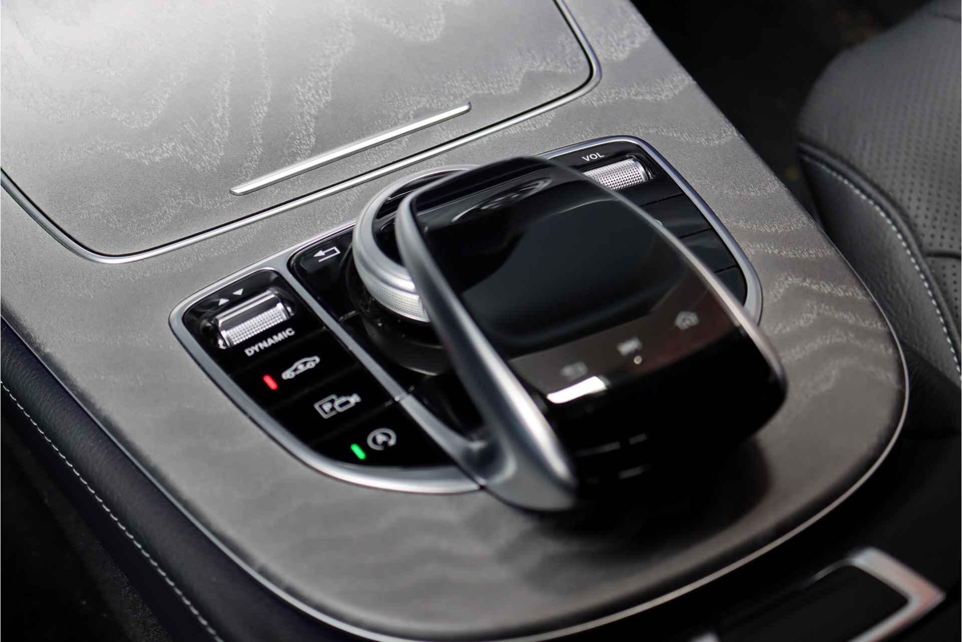 Mercedes-Benz CLS-Klasse 450 4-MATIC Premium+ AMG Line Aut9, Luchtvering, Soft-close, Distronic+, Schuifdak, Memory, Burmester, Keyless-Go, Stoelverwarming/-ventilatie, Multibeam LED, Etc, - 34/45