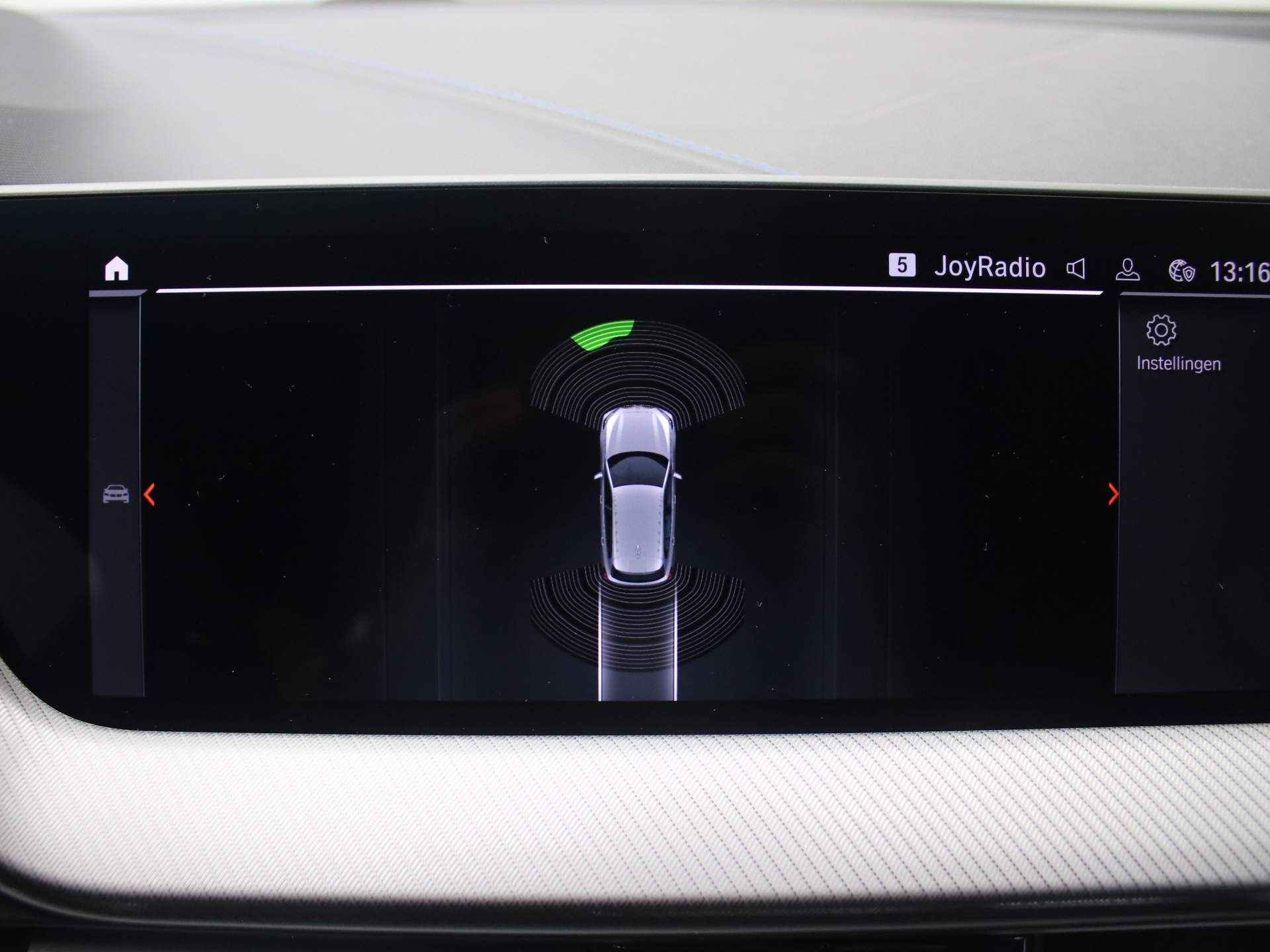 BMW 1 Serie 118i Model M Sport | 135Pk | Navigatie | DAB | 17'' Lichtmetaal | Digitaal Display | LED | Bluetooth Parkeersensoren | Cruise | - 11/41