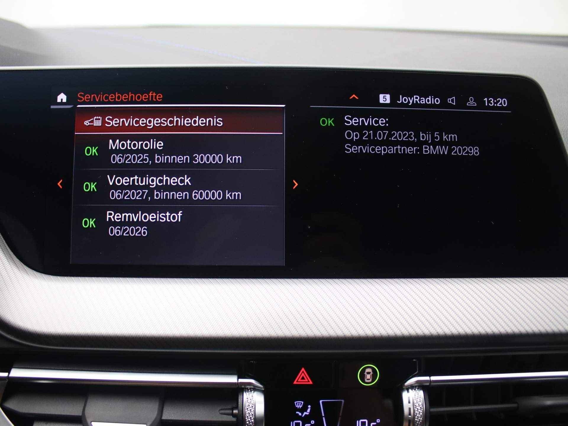 BMW 1 Serie 118i Model M Sport | 135Pk | Navigatie | DAB | 17'' Lichtmetaal | Digitaal Display | LED | Bluetooth Parkeersensoren | Cruise | - 30/41