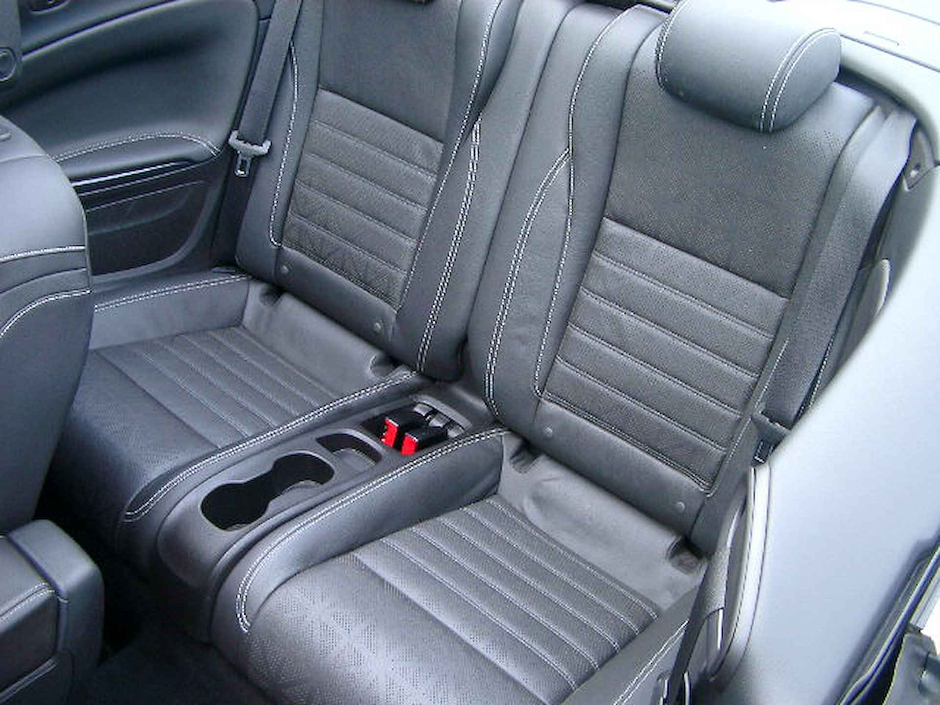 Opel Cascada 1.4 Turbo ecoFLEX Cosmo NL auto met NAP airco, navigatie, leder, achteruitrijcamera, stoel en stuur verwarming - 21/28