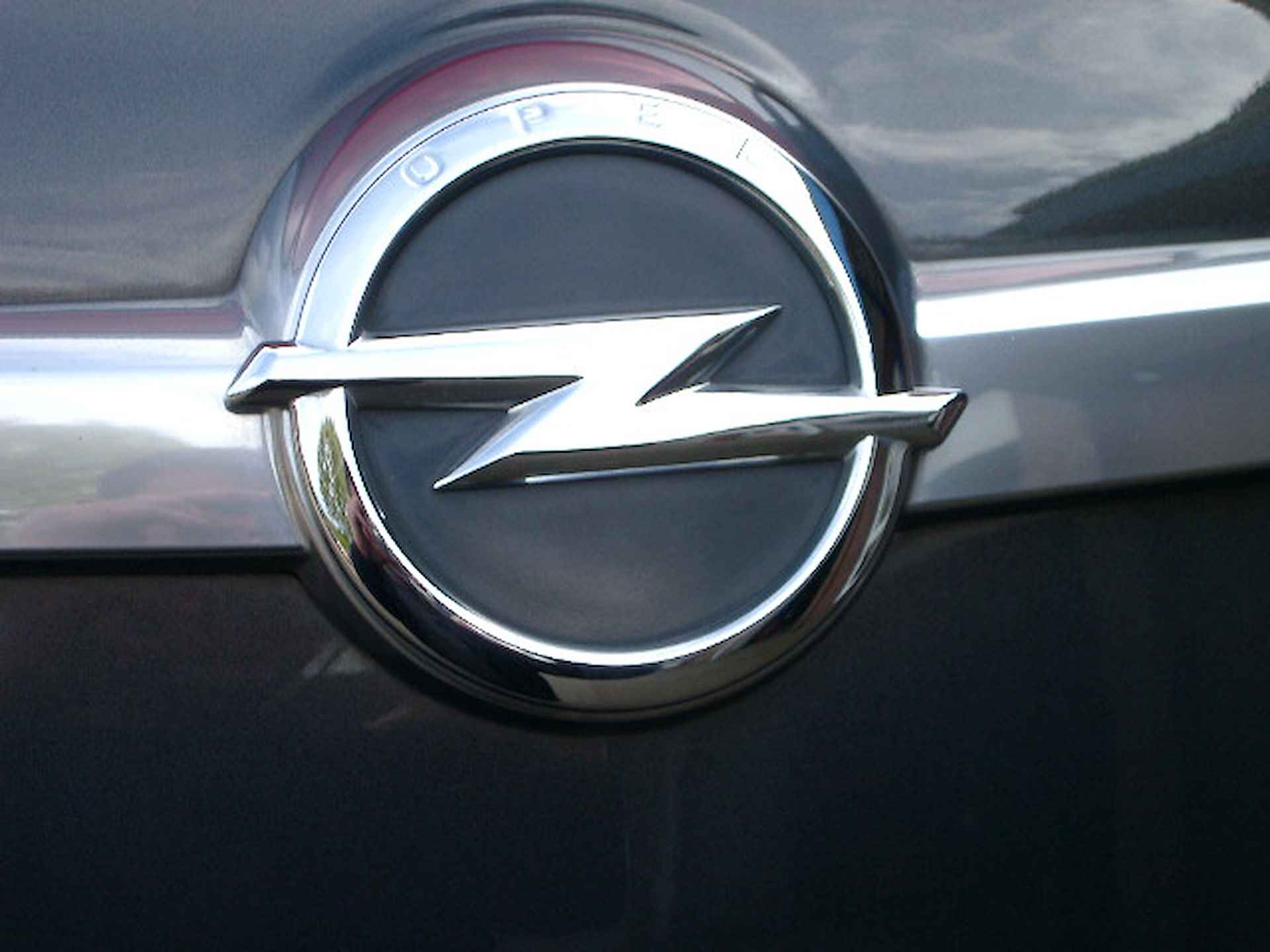 Opel Cascada 1.4 Turbo ecoFLEX Cosmo NL auto met NAP airco, navigatie, leder, achteruitrijcamera, stoel en stuur verwarming - 24/28