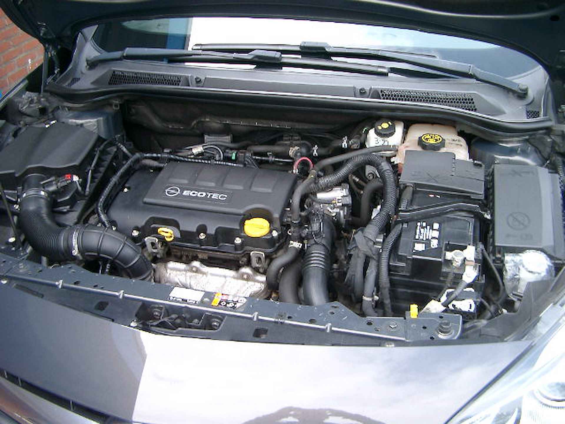 Opel Cascada 1.4 Turbo ecoFLEX Cosmo NL auto met NAP airco, navigatie, leder, achteruitrijcamera, stoel en stuur verwarming - 26/28
