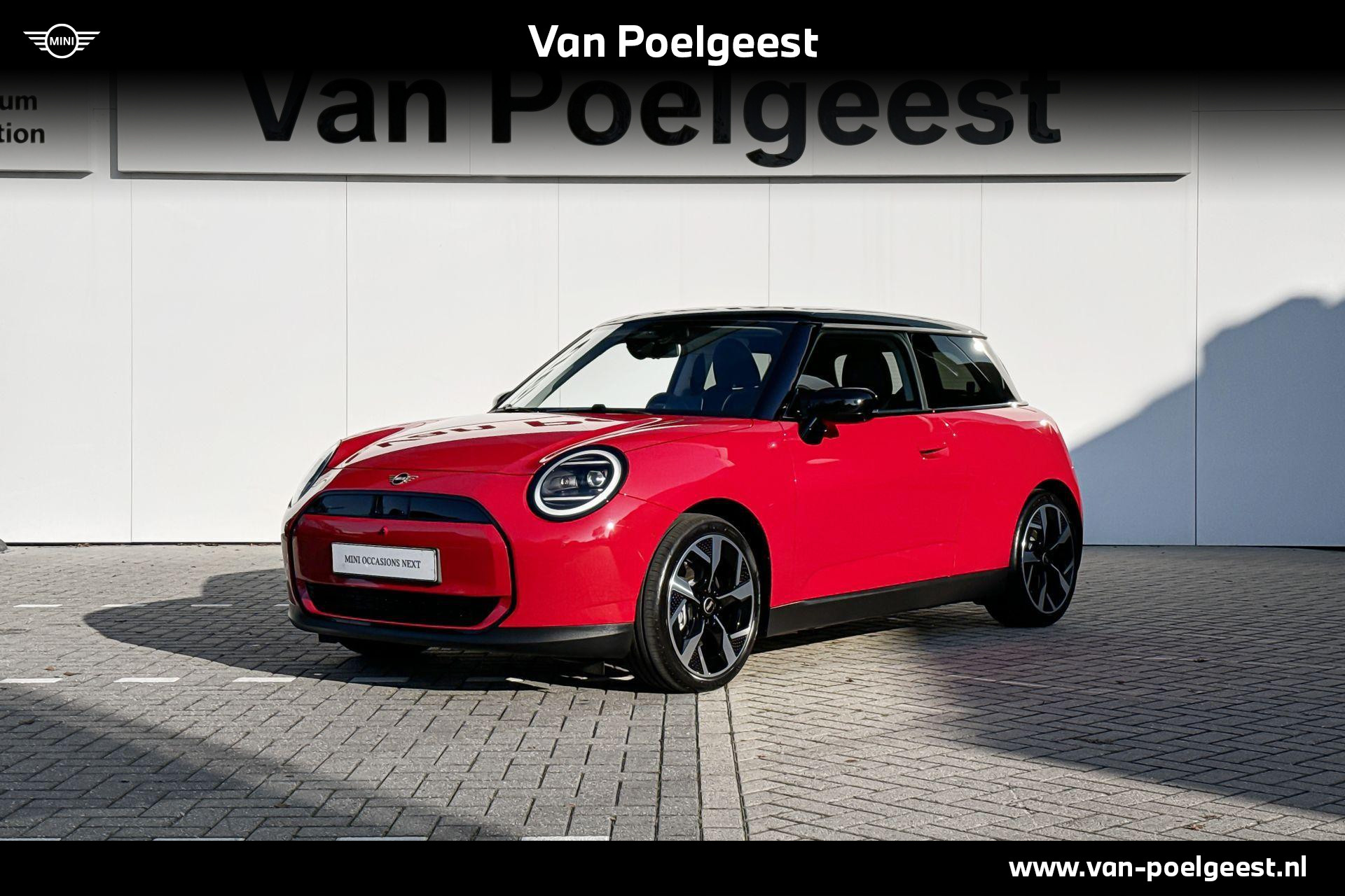 MINI Cooper E John Cooper Works M 40.7 kWh