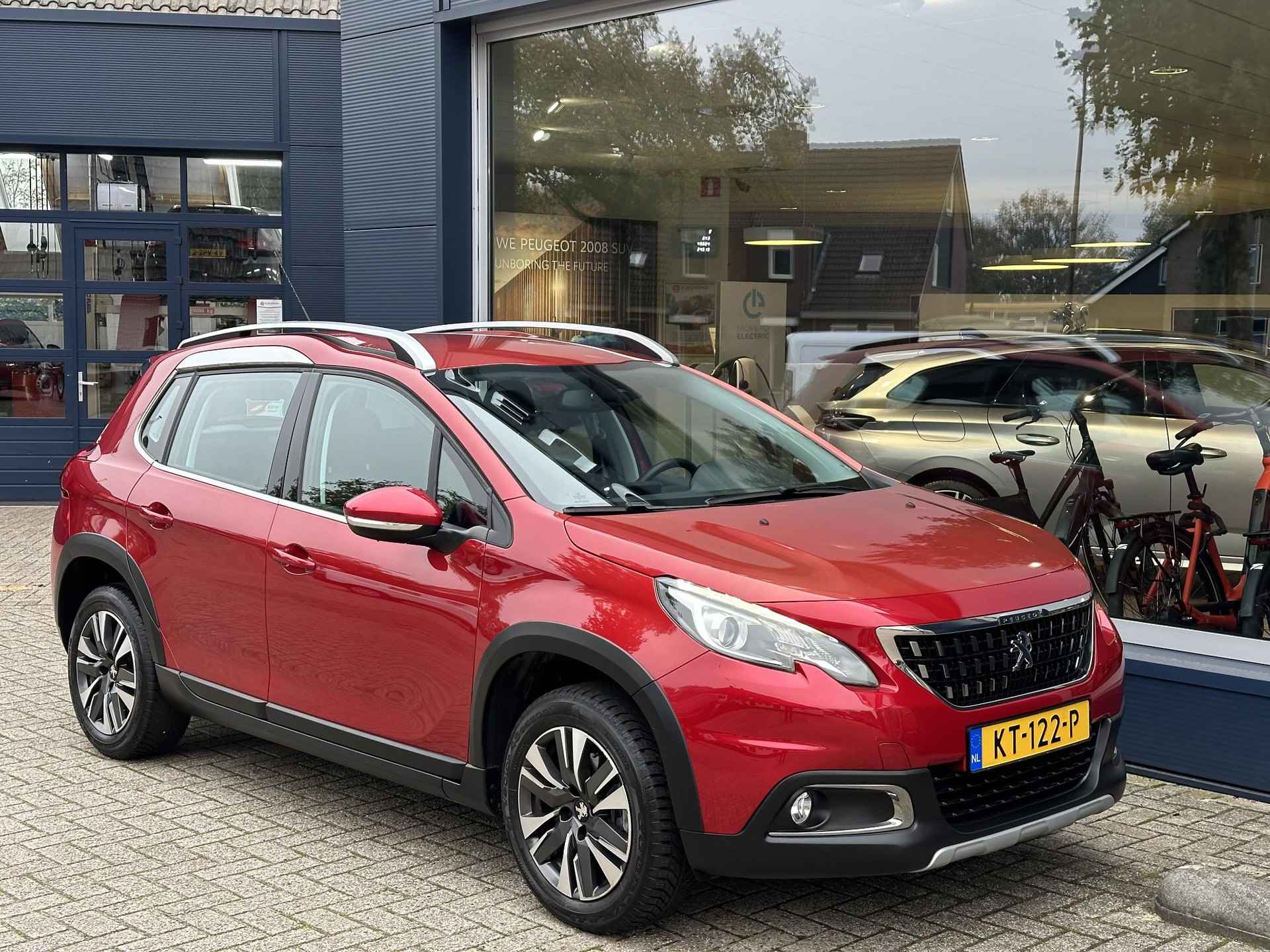 Peugeot 2008 1.2 Turbo 110 PK Allure EAT6 Vol-AUTOMAAT | Navigatie | Trekhaak 1250 KG | Climate Control | Cruise Control | Hoge Zitpositie | Dakrails | Parkeersensoren | Lichtmetalen Velgen | DAB+ Radio | Volledig Dealer Onderhouden! | - 10/58