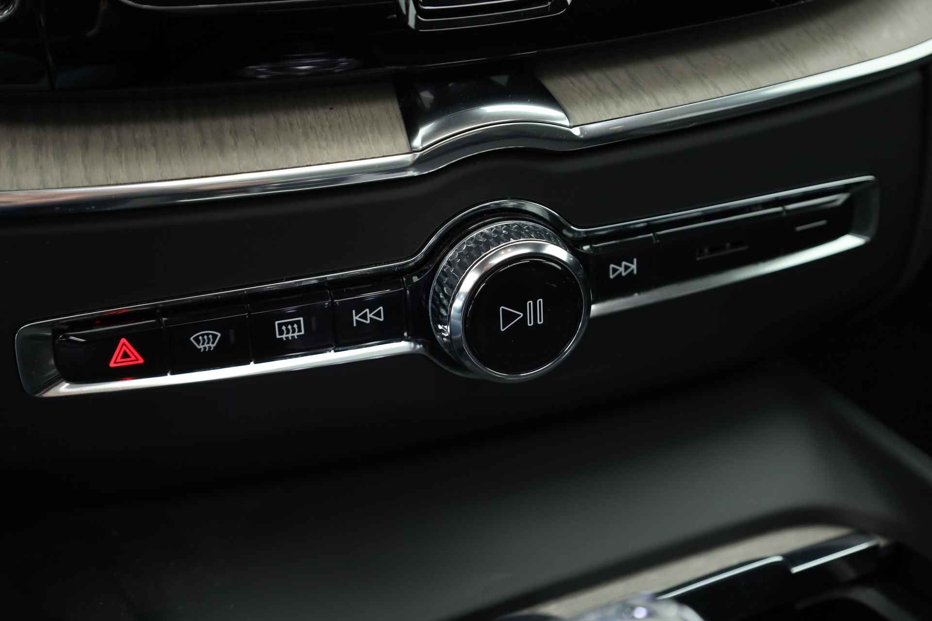 Volvo XC60 2.0 Recharge T6 AWD Inscription | Luchtvering | Stoelventi. | Memory Seats | Pano | Camera | Elek. Trekhaak - 26/40