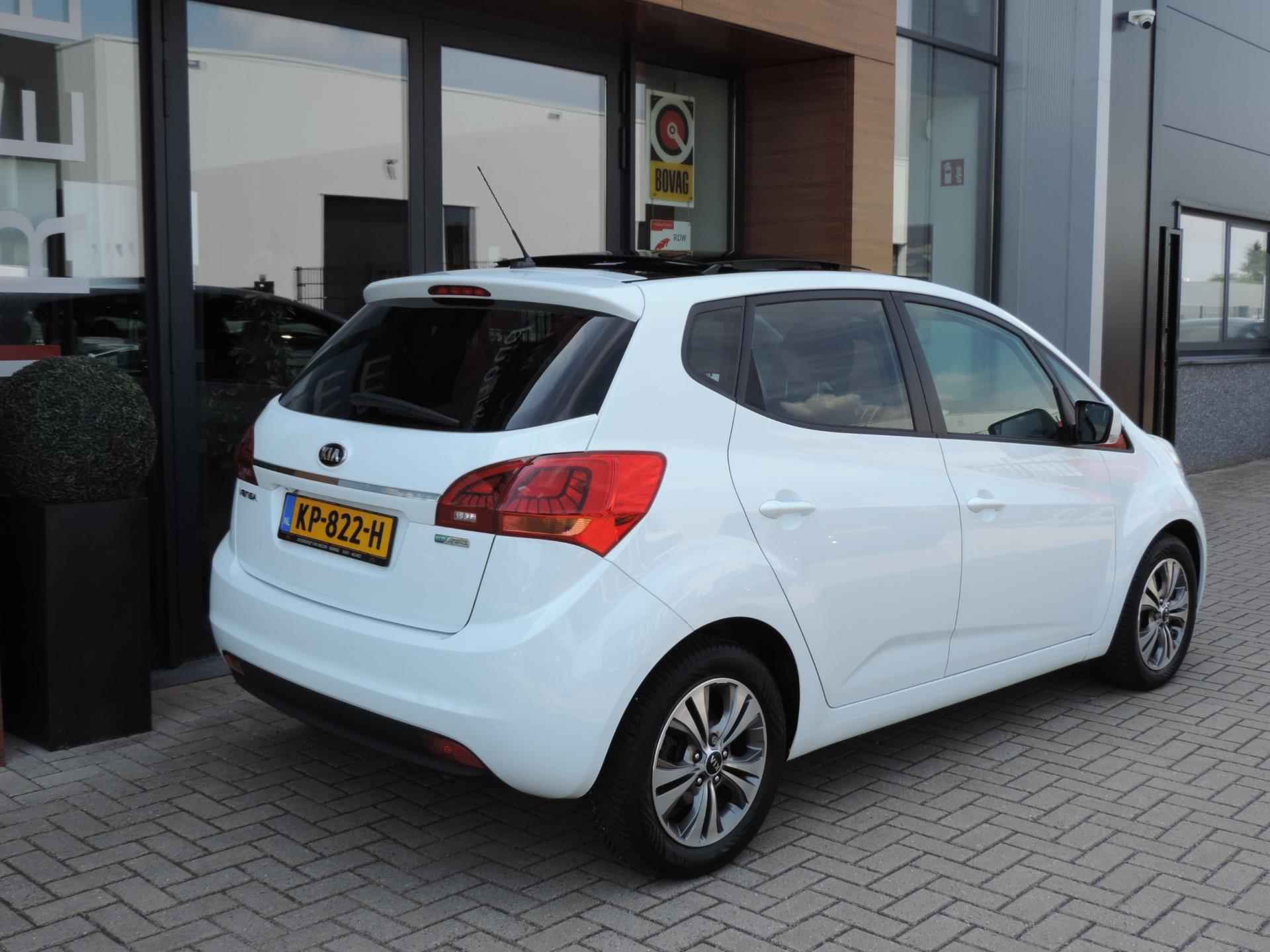 Kia Venga 1.4 CVVT ExecutiveLine 68.000km | Schuifdak | Stoel/stuurverw | Camera | 16” Allseason | Cruise contr | ECC | Priv.glas - 5/59