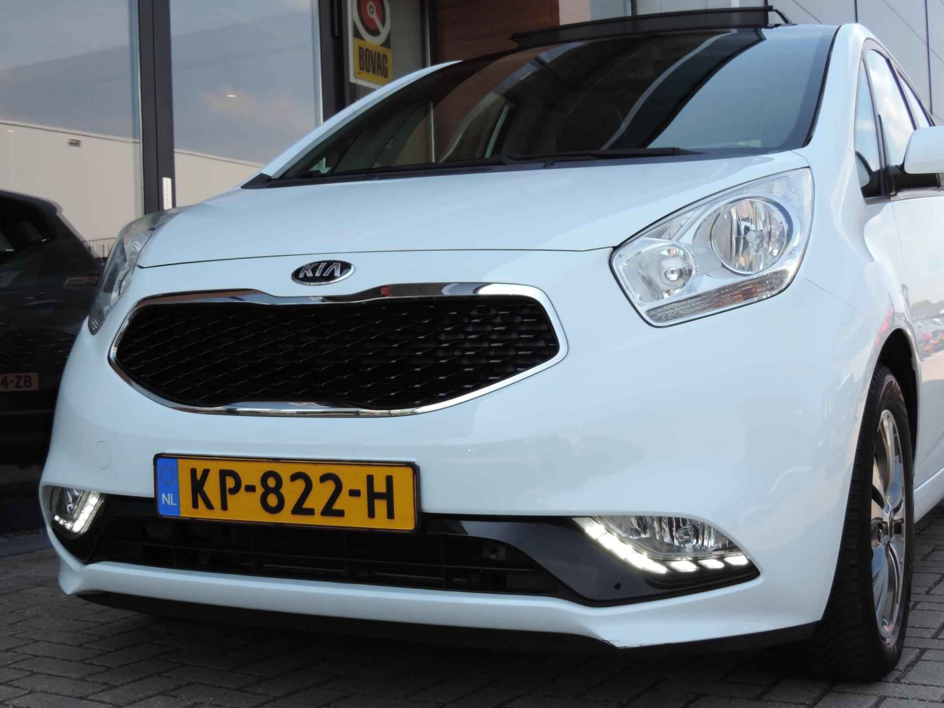 Kia Venga 1.4 CVVT ExecutiveLine 68.000km | Schuifdak | Stoel/stuurverw | Camera | 16” Allseason | Cruise contr | ECC | Priv.glas - 6/59