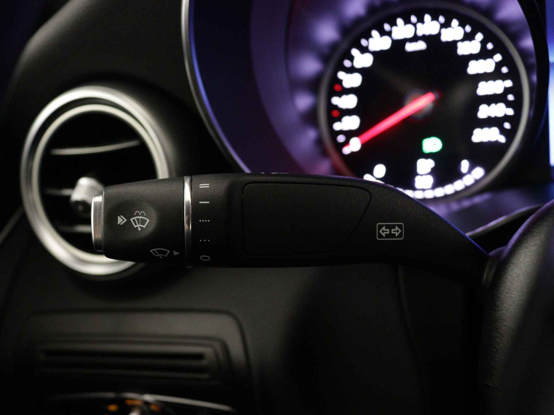 Mercedes-Benz GLC Coupe 300 e AMG Plug-In Hybride | Trekhaak | Burmester | Camera | Inclusief 24 maanden MB Certified garantie voor Europa. | - 23/45