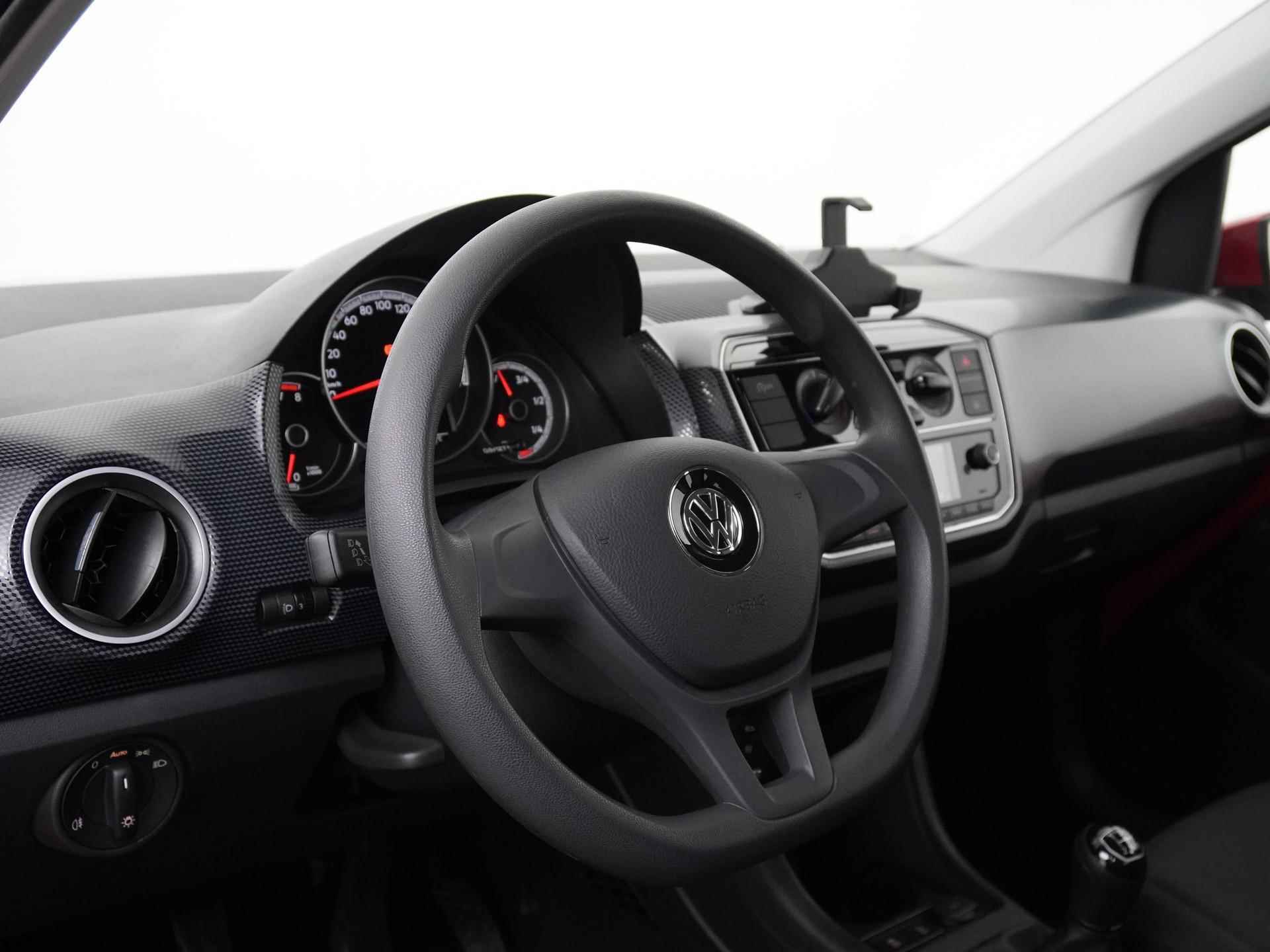 Volkswagen Up! 1.0 BMT move up! | Airco | Zondag Open! - 26/28