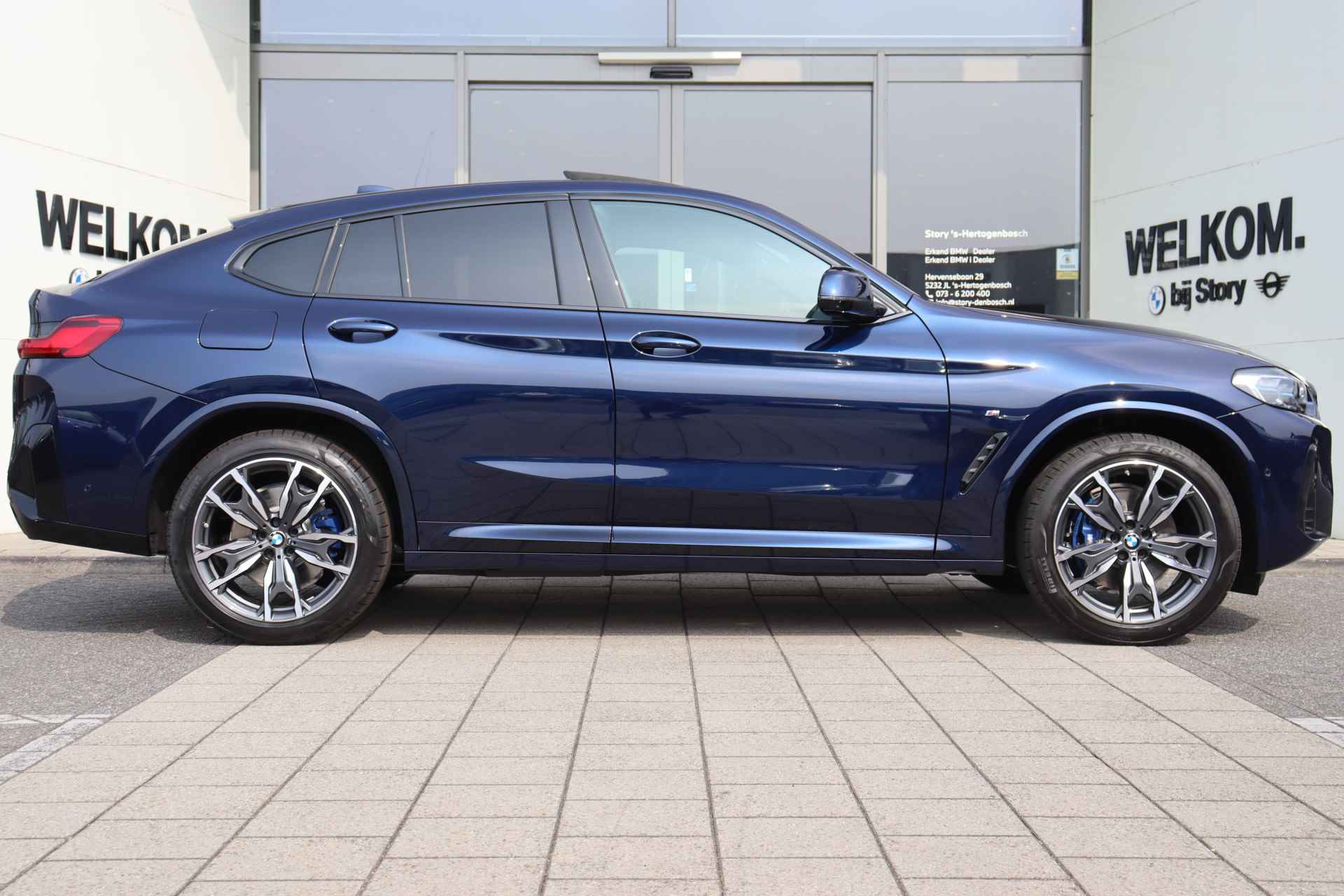 BMW X4 xDrive30i High Executive M Sport Automaat / Panoramadak / Trekhaak / Sportstoelen / Stoelverwarming / Laserlight / Head-Up / Harman Kardon / Live Cockpit Professional - 10/39