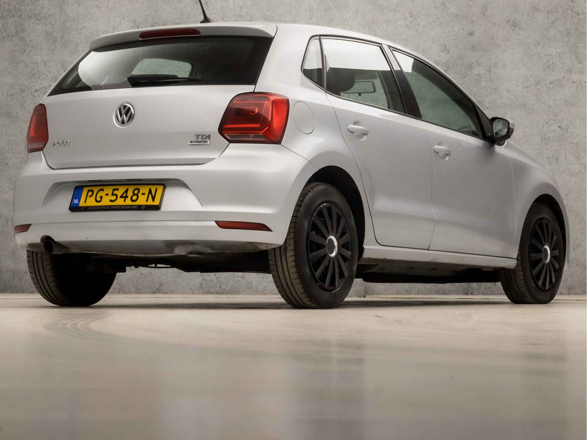 Volkswagen Polo 1.4 TDI Premium (APPLE CARPLAY, NAVIGATIE, ARMSTEUN, SPORTSTOELEN, BLUETOOTH, CRUISE, ELEK PAKKET, NIEUWE APK, NIEUWSTAAT) - 5/34