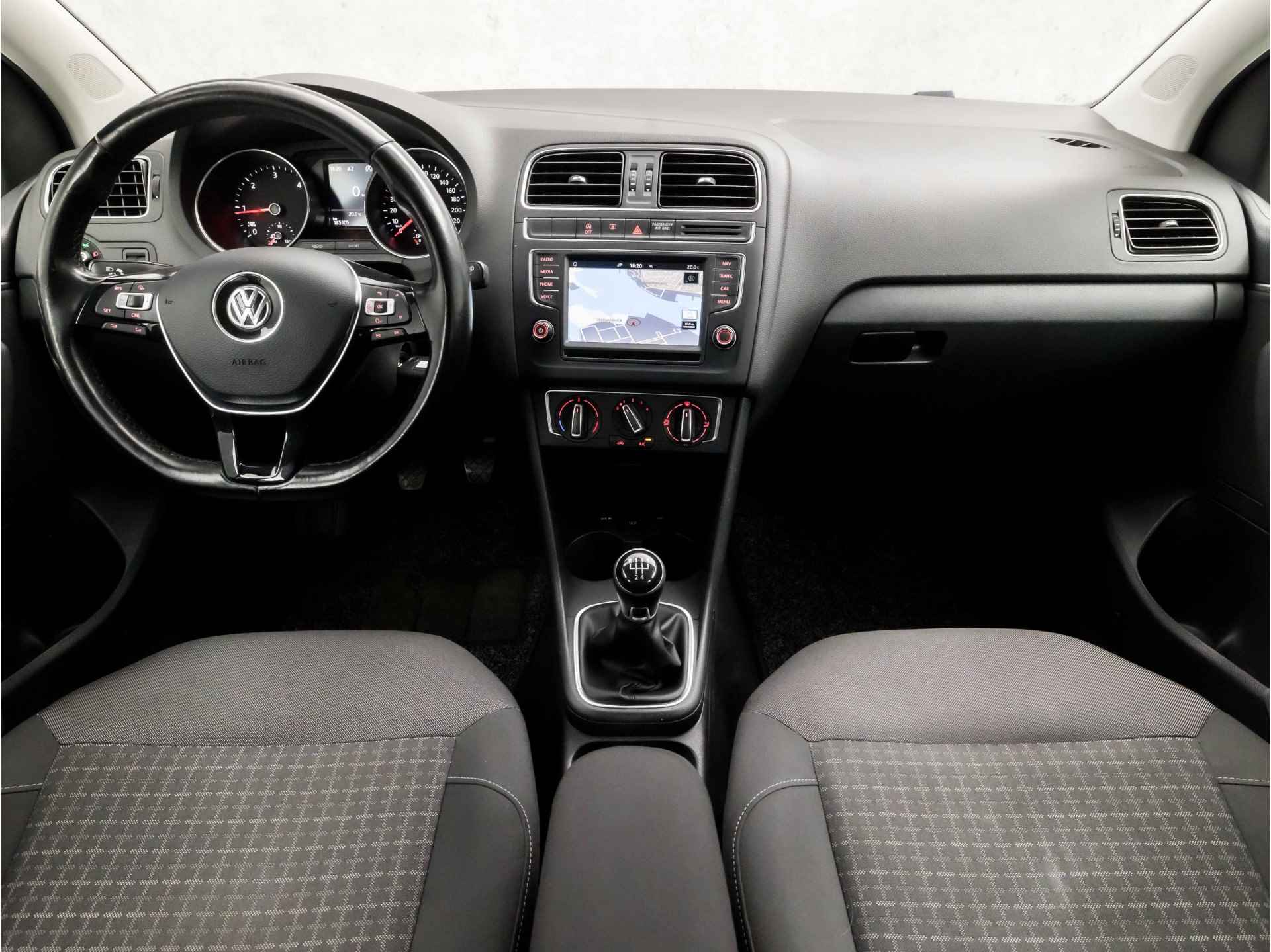 Volkswagen Polo 1.4 TDI Premium (APPLE CARPLAY, NAVIGATIE, ARMSTEUN, SPORTSTOELEN, BLUETOOTH, CRUISE, ELEK PAKKET, NIEUWE APK, NIEUWSTAAT) - 6/34