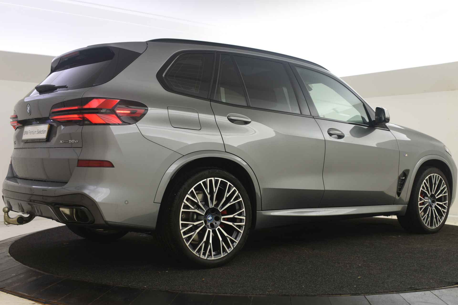 BMW X5 xDrive50e High Executive M Sport Automaat / Panoramadak / Trekhaak / Massagefunctie / Parking Assistant Professional / Adaptieve LED / Soft-Close - 14/60