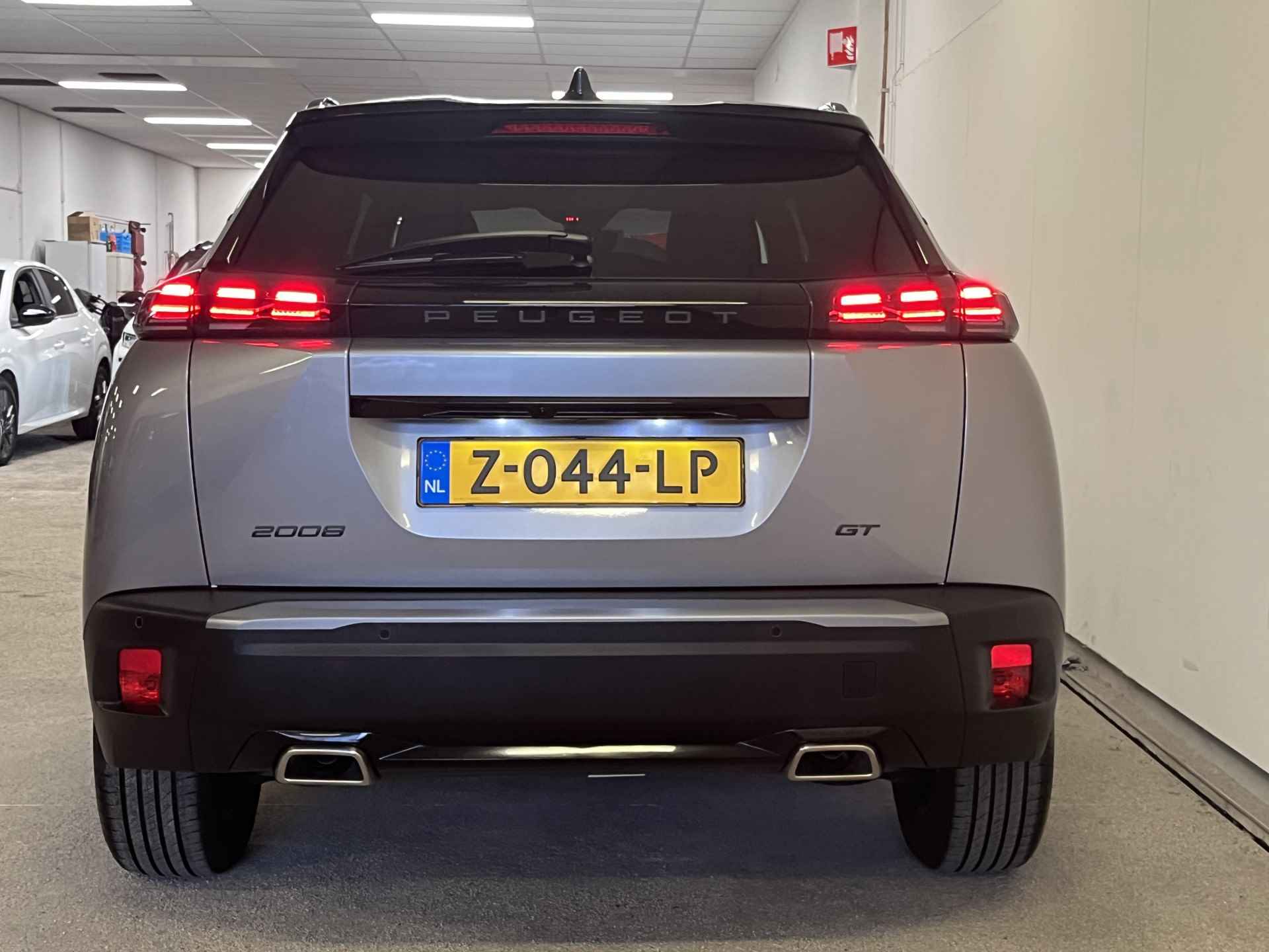 Peugeot 2008 1.2 PureTech 130 GT Stoere uitvoering!! - 32/41