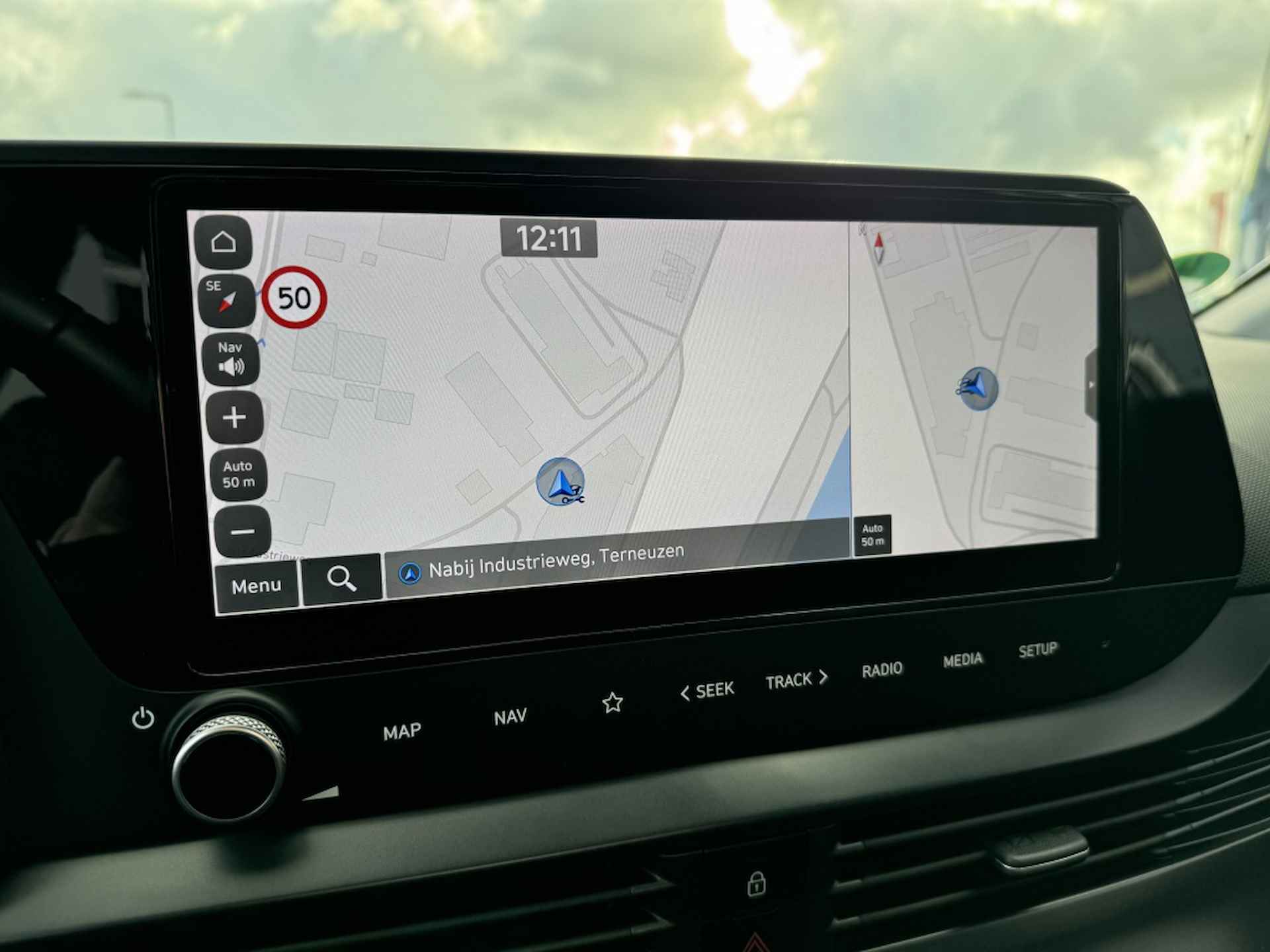 Hyundai i20 1.0 T-GDI Comfort Smart | Navigatie | Achteruitrijcamera | Cruis - 27/30