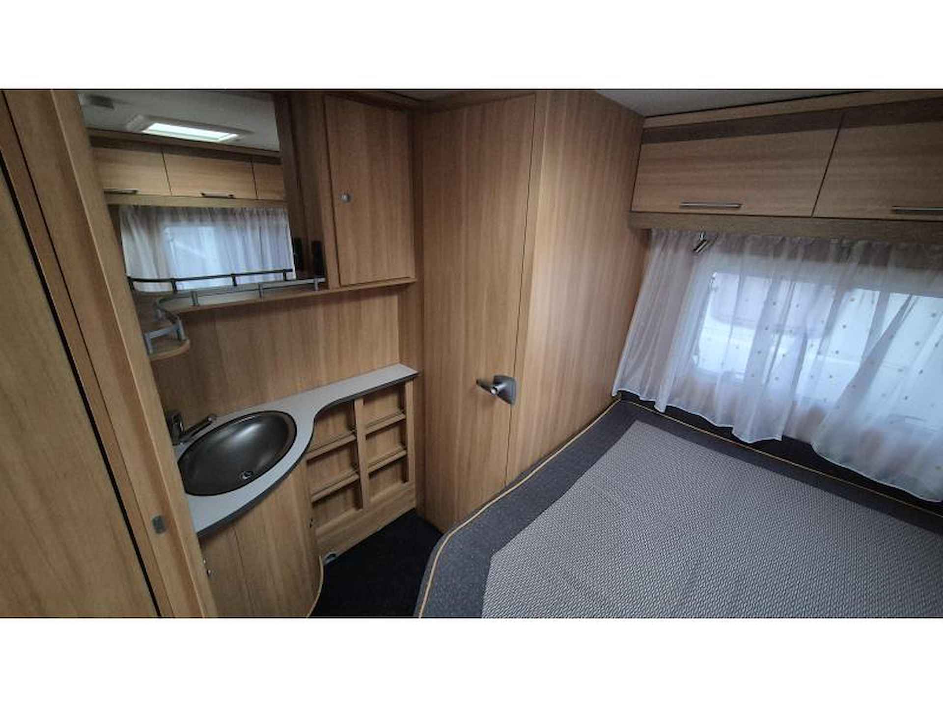 Dethleffs Camper 450 DB - 12/12