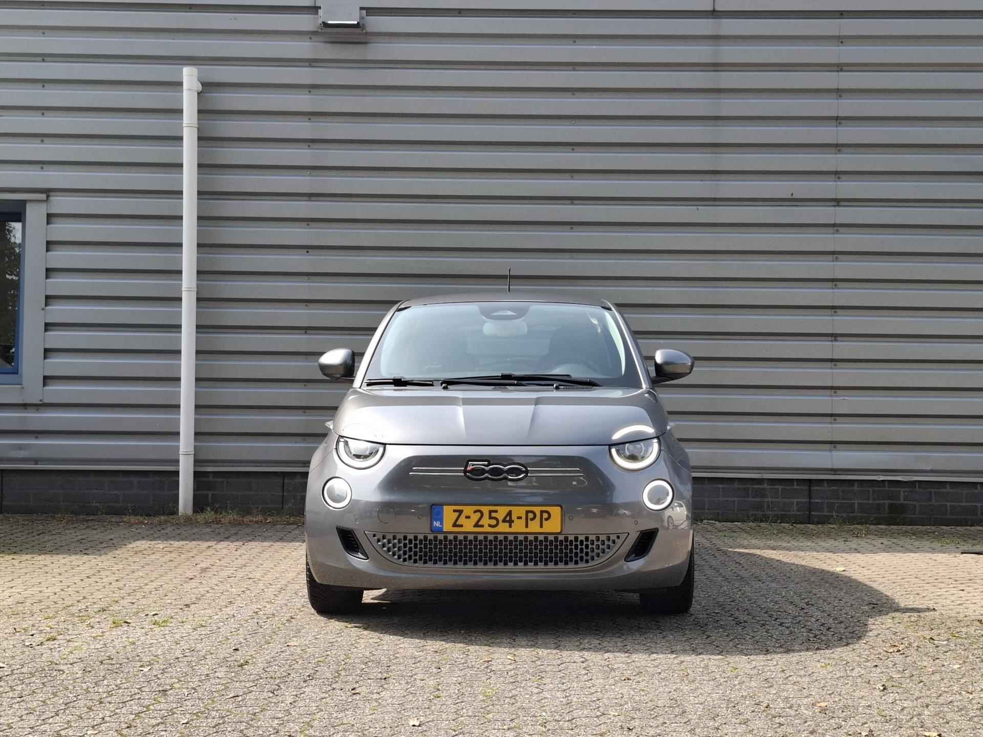 Fiat 500e 42kWh 118pk Icon | Carplay | Airco | Velgen - 2/27