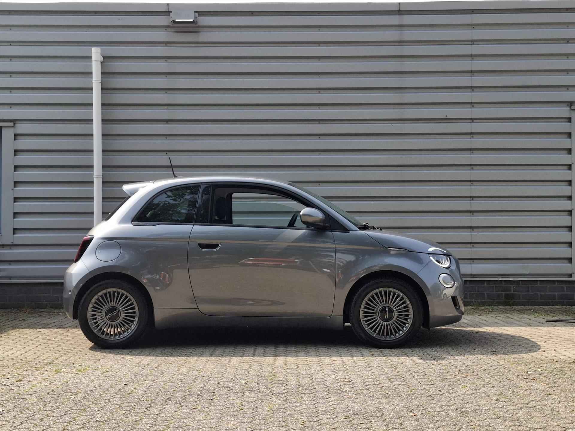 Fiat 500e 42kWh 118pk Icon | Carplay | Airco | Velgen - 10/27