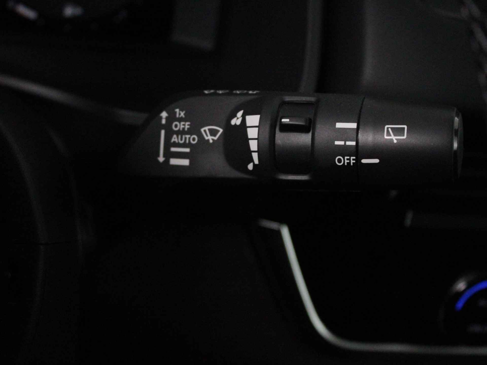 Nissan Qashqai 1.3 MHEV 158 Xtronic N-Connecta | Panorama dak | Navigatie | 360c Camera | Clima | Cruise adaptief | - 18/43