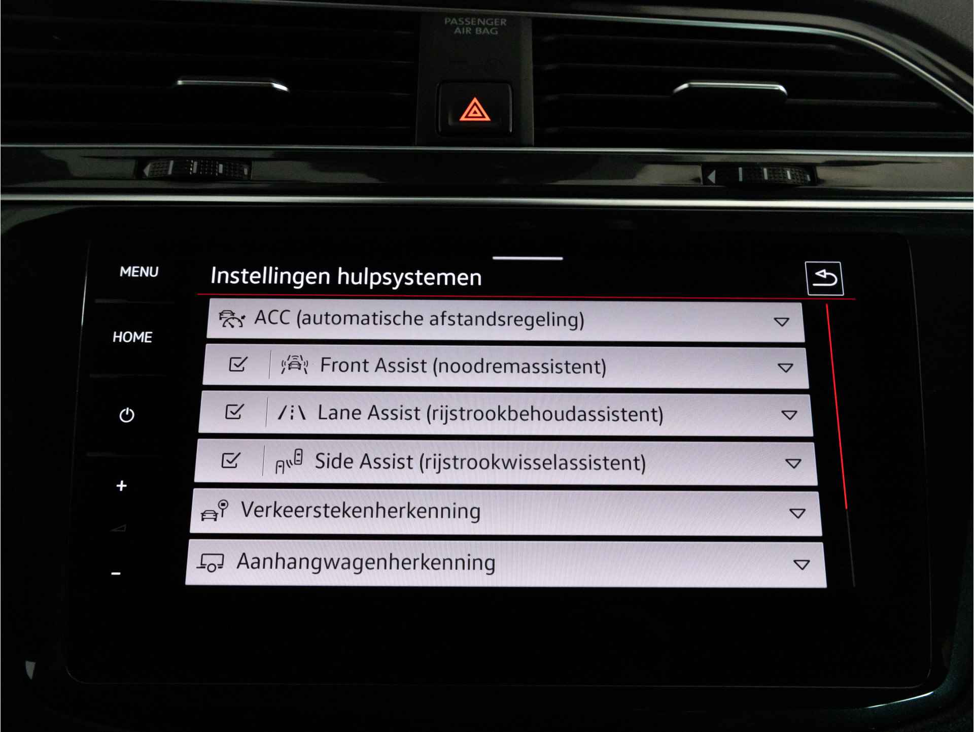 Volkswagen Tiguan R-Line 1.4 TSI 245 PK DSG eHybrid | LED Matrix IQ | DCC | Trekhaak | Stoel & Stuurverwarming | Head-Up | Navigatie Pro | - 37/47