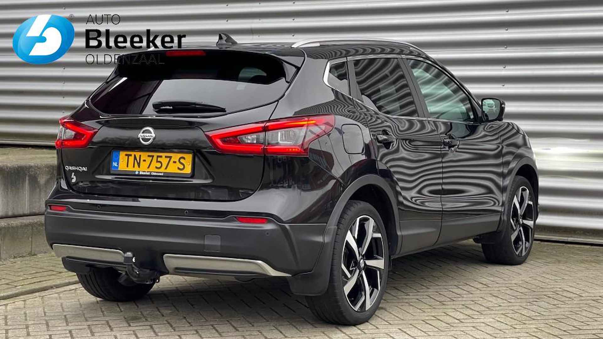 NISSAN Qashqai 1.2i Tekna automaat Leder 360 Camera Trekhaak Led - 2/35