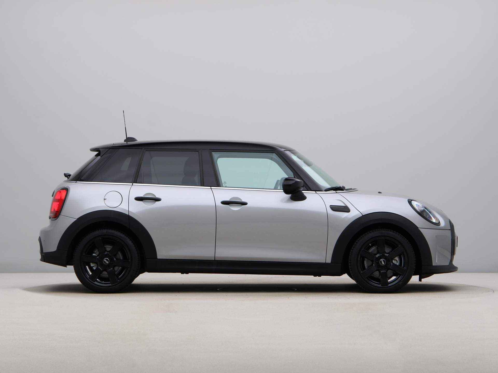 MINI 5-deurs Cooper Camden Edition Aut. - 9/23