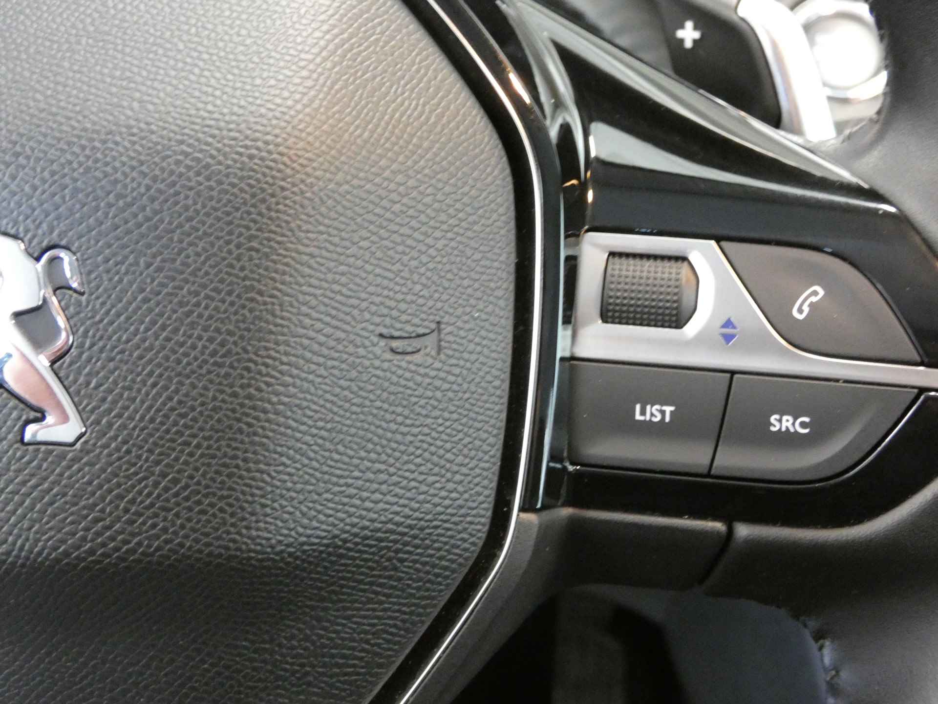 Peugeot 208 1.2 PureTech Allure Automaat! Camera|Parkeerhulp|Navigatie\AppelCarplay\AndroidAuto - 23/47