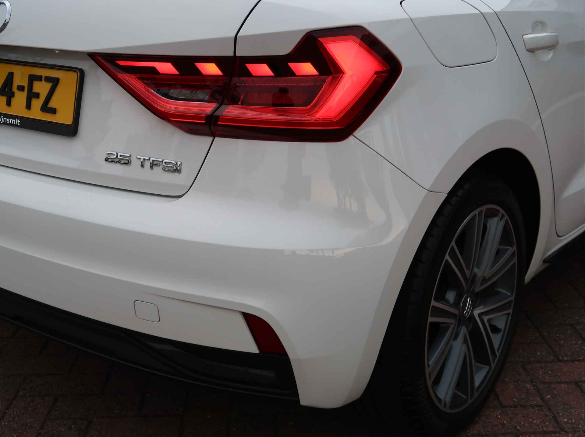 Audi A1 Sportback 25 TFSI epic | App-Connect | Digi-Dashb | - 27/27