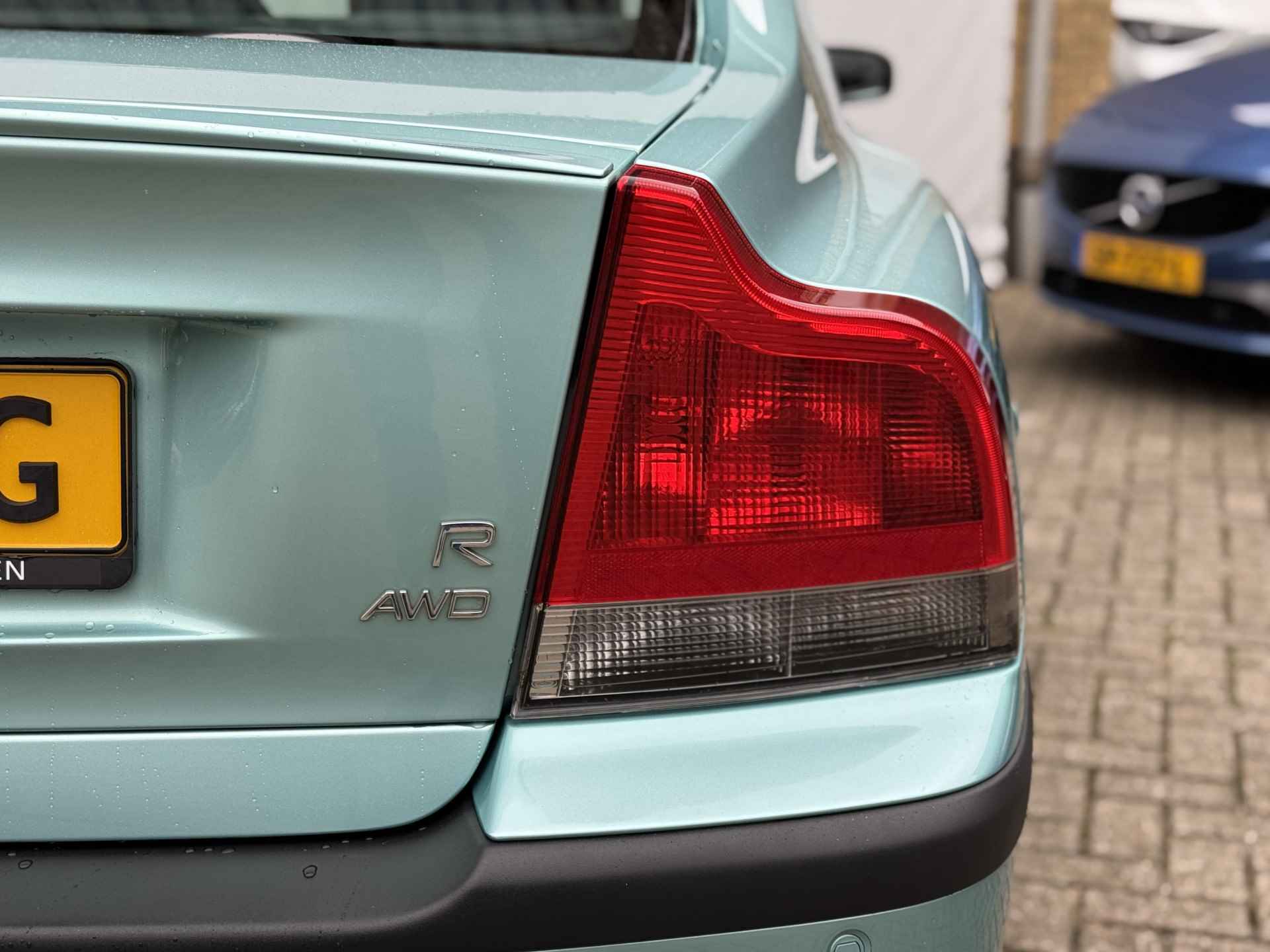 Volvo S60 2.5 R AWD . - 6/23