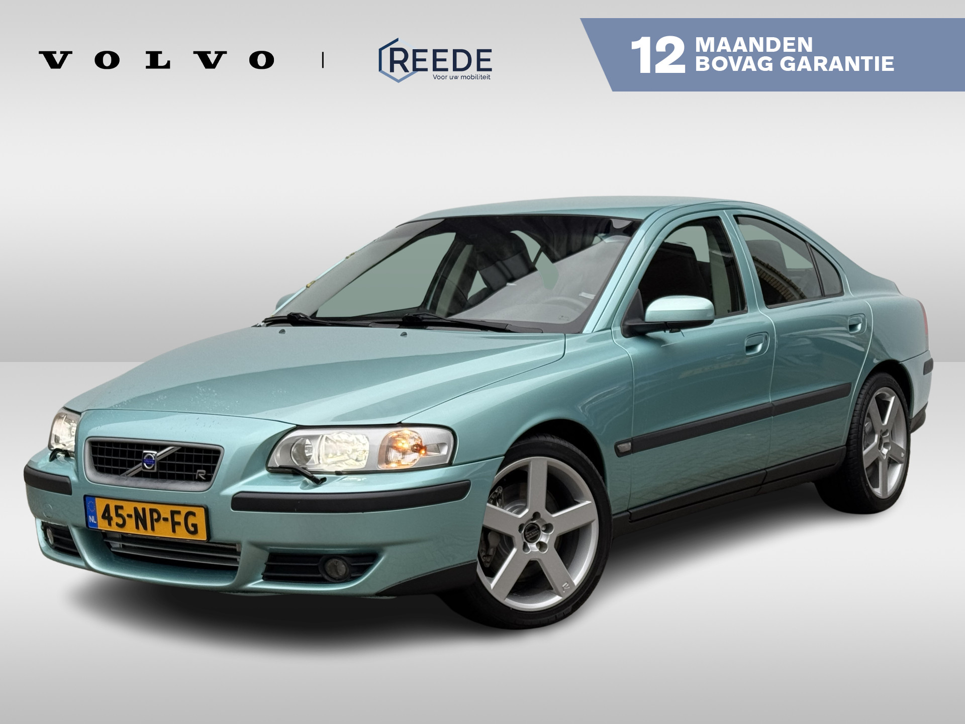 Volvo S60 2.5 R AWD .