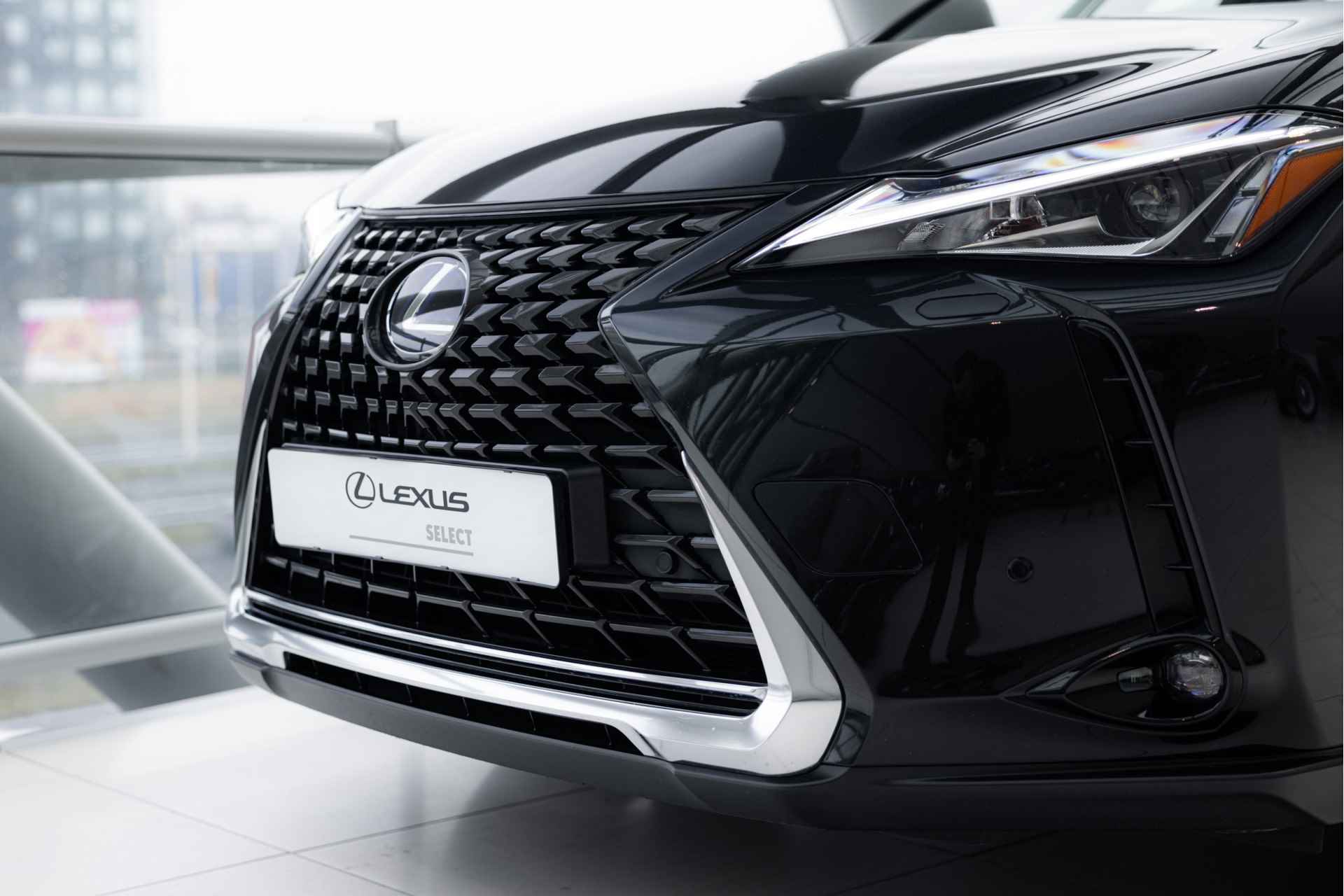 Lexus UX 250h Black Edition Limited | Stoelverwarming | Navigatie | Apple Carplay | - 42/58