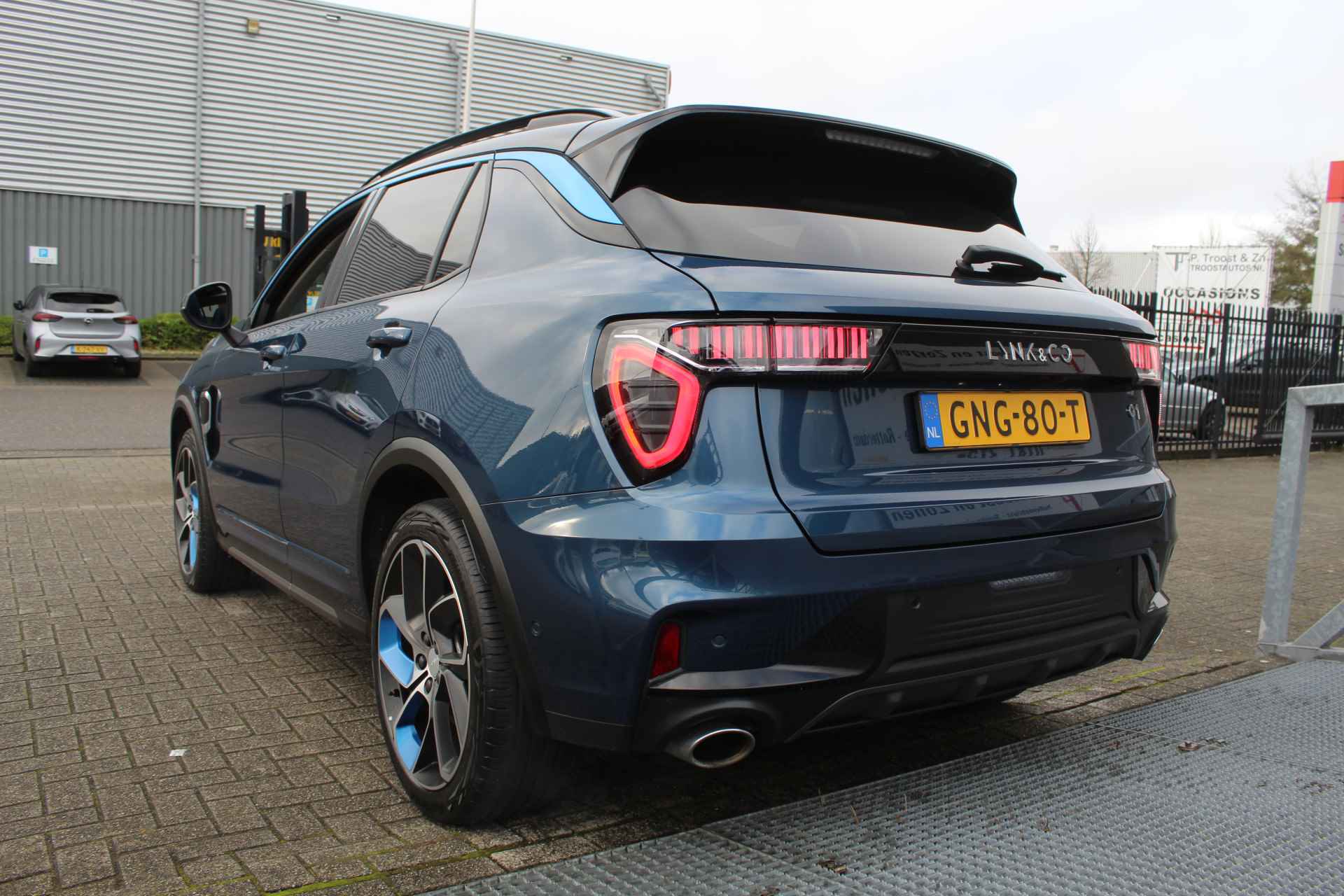 Lynk & Co 01 1.5 Panoramadak/Navigatie/Achteruitrijcamera/Adaptive cruise control/Infinity soundsystem/Keyless/Apple carplay/Sfeerverlichting - 12/31