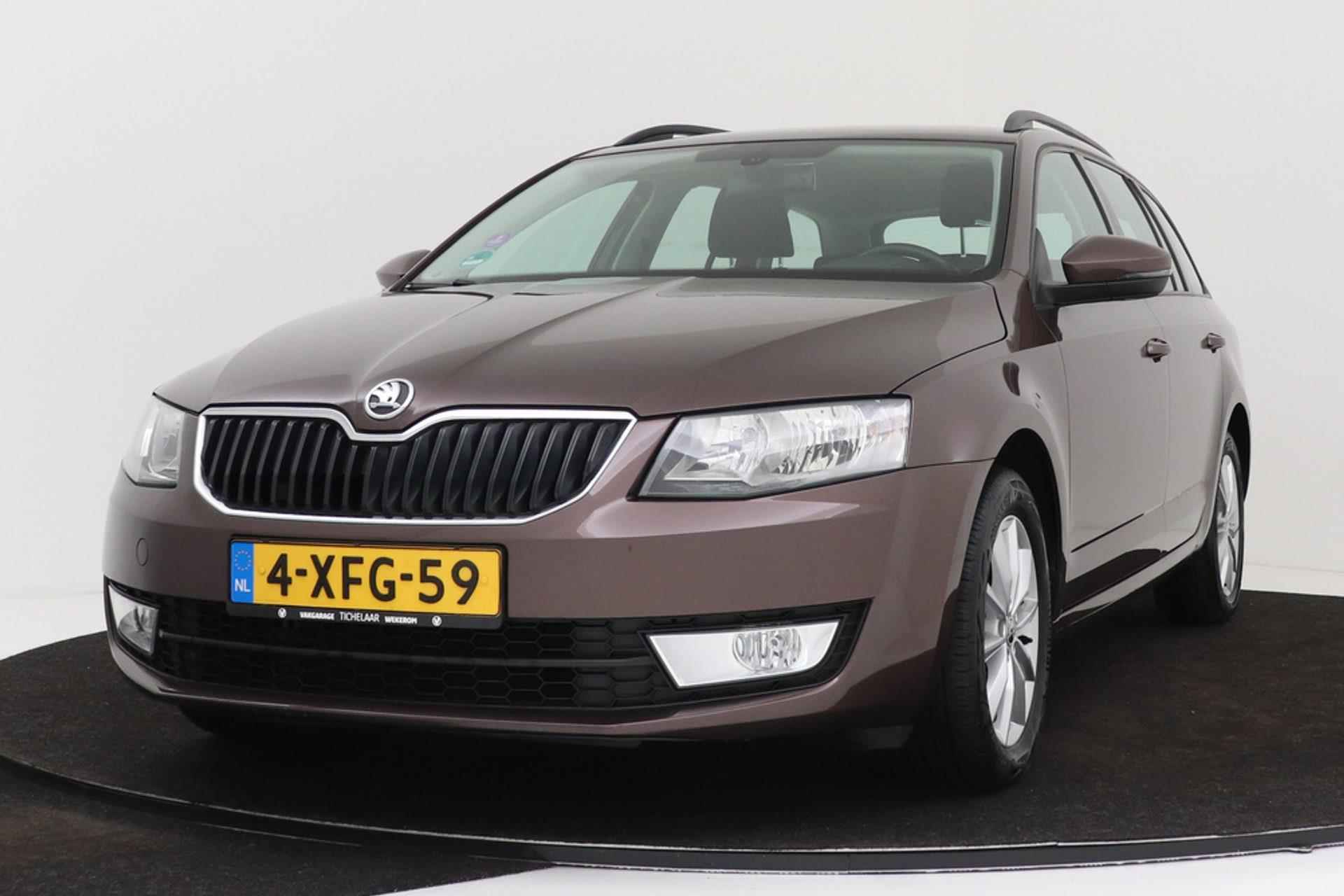 Skoda Octavia Combi 1.2 TSI Greentech Ambition Businessline | Trekhaak | Org NL | Climate Control | Navigatie | - 14/39