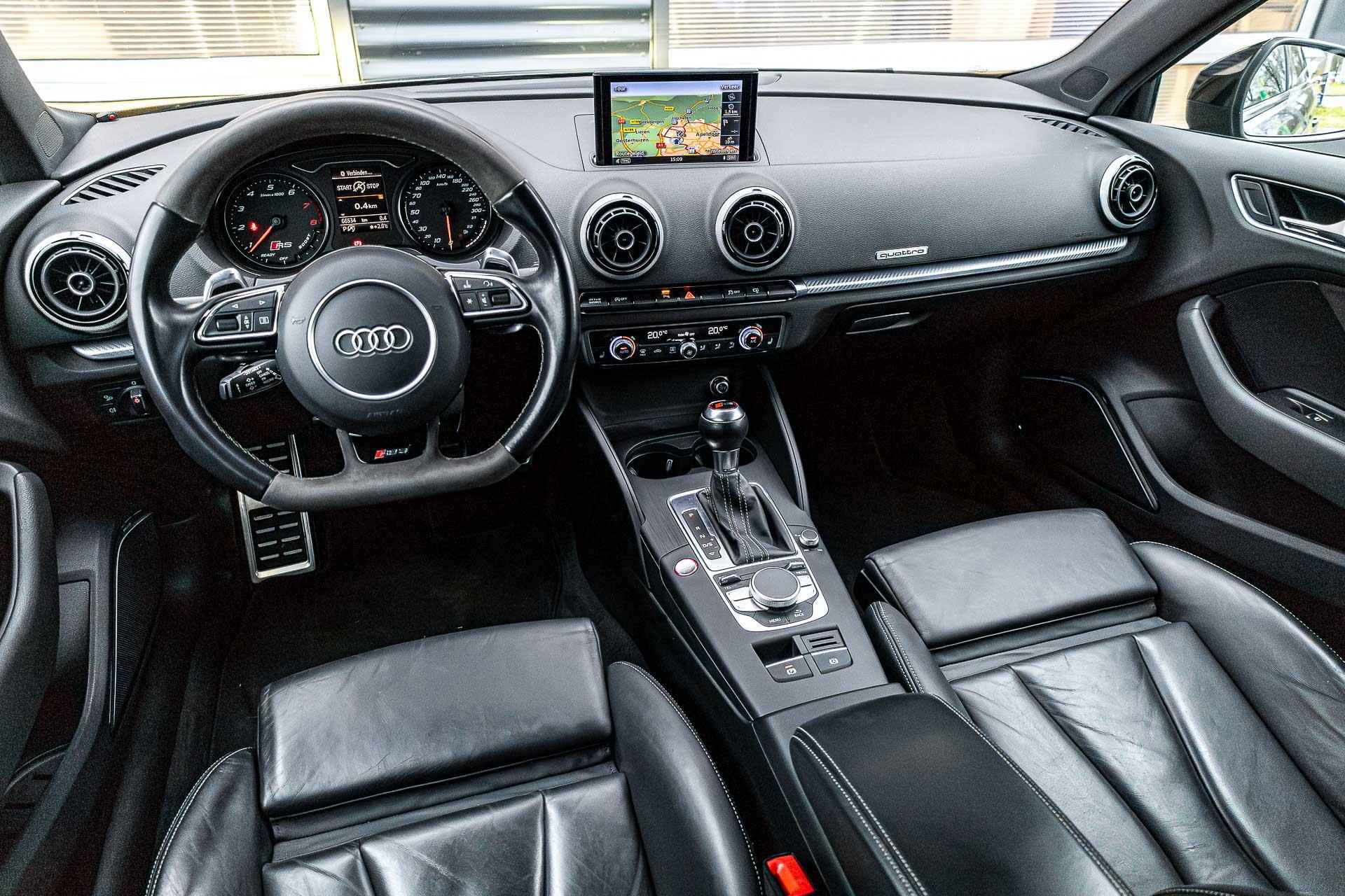 Audi RS 3 Sportback 2.5 TFSI 367pk quattro Pro Line Plus | B&O | Panoramadak | Sportuitlaat | Origineel NL | Keyless entry - 42/56